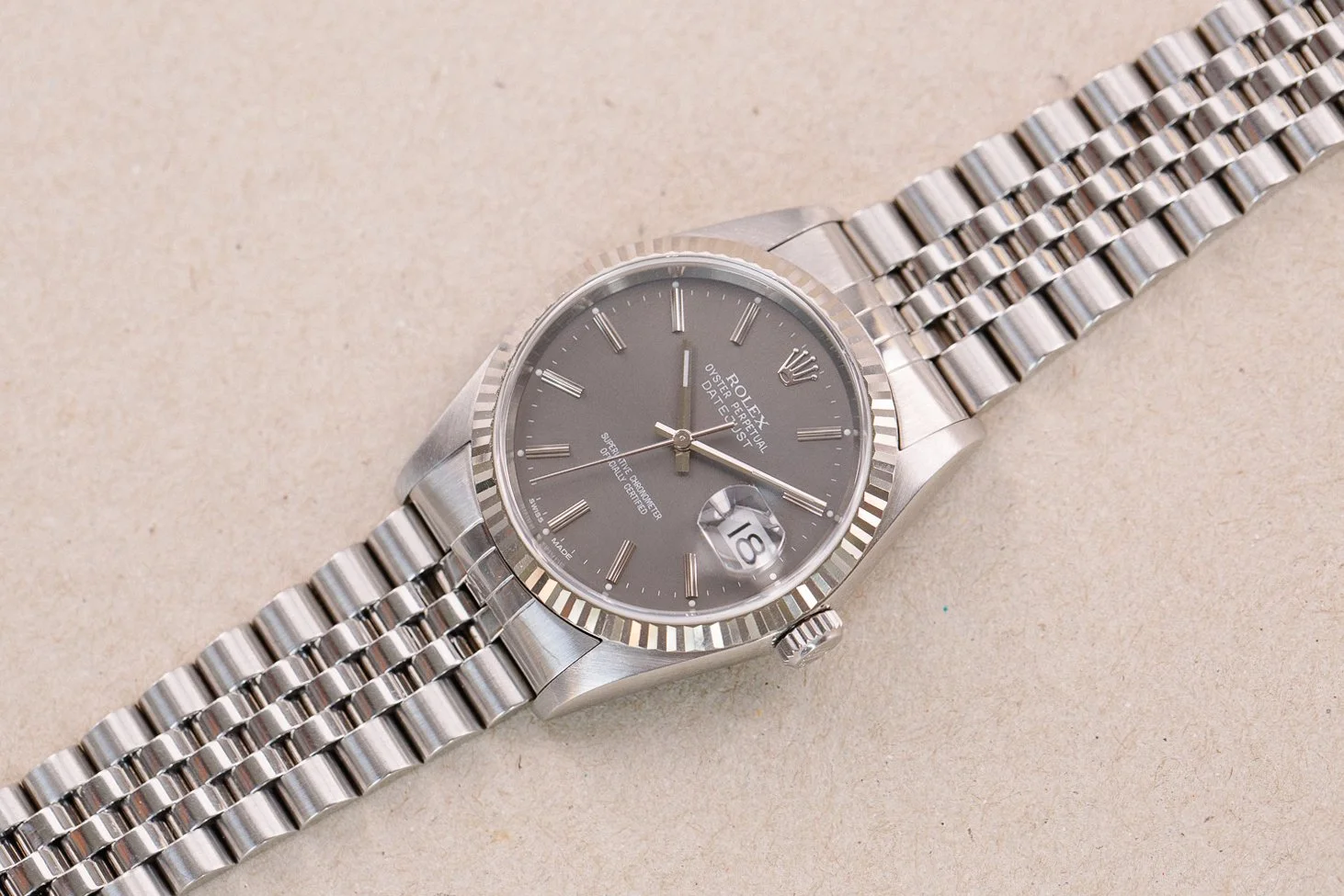 Rolex_16234_Datejust_Grey_Ghost_Fluted_Jubilee_2002_16-2.jpg