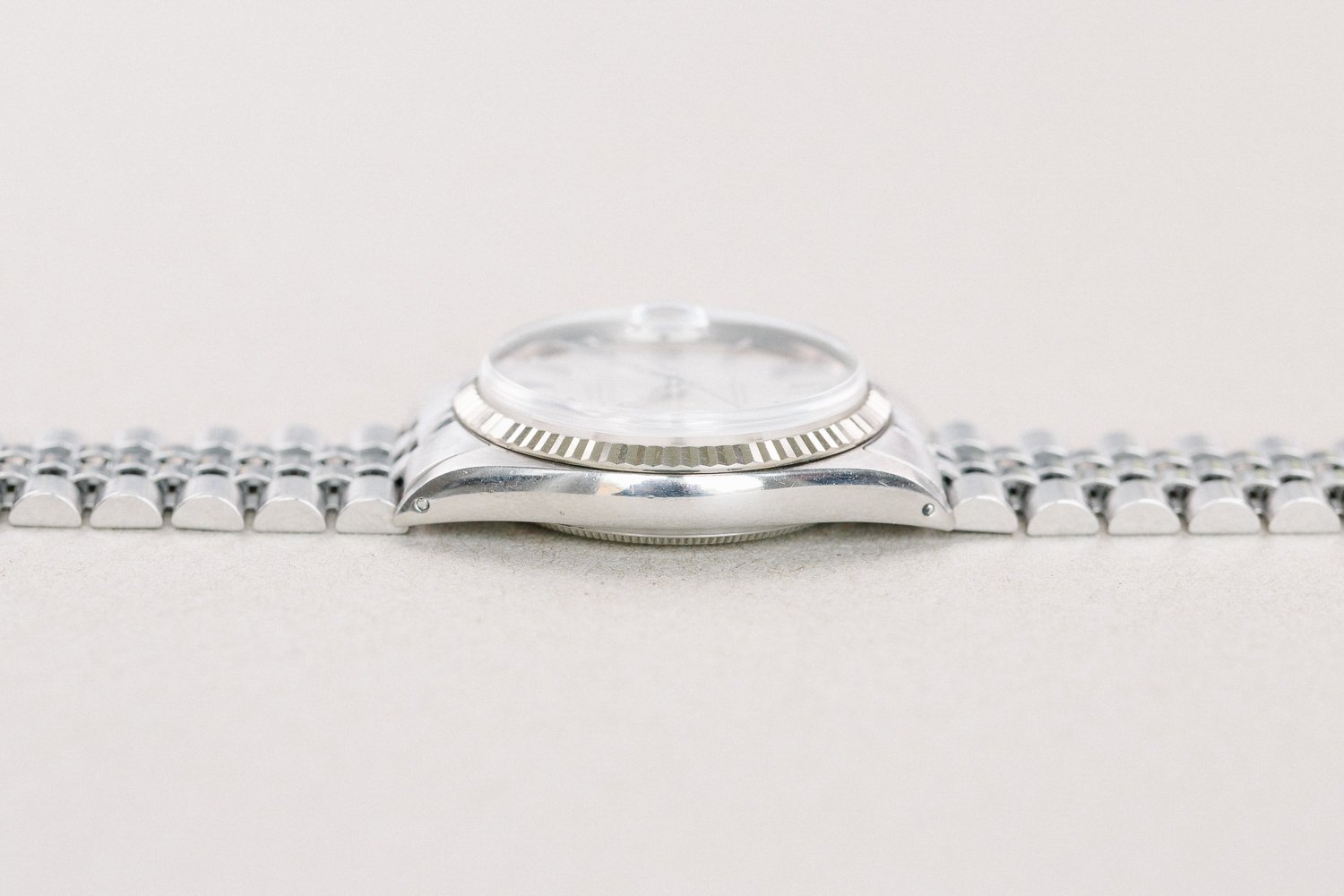 Rolex_1601_Datejust_Fluted_Jubilee_Silver_SIGMA_1971_6-2.jpg