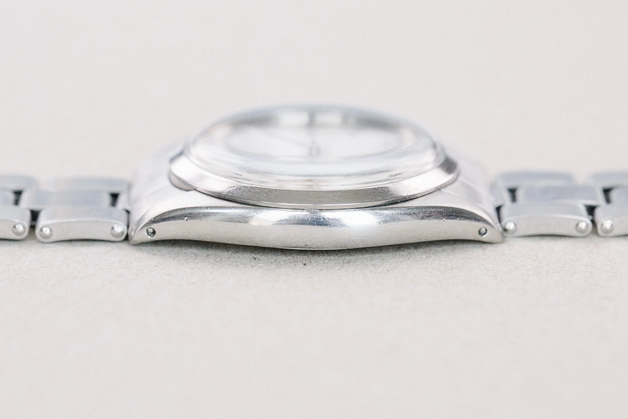 Rolex_6426_Oyster_Mech_Rivet_Silver_1967_7-2.jpg