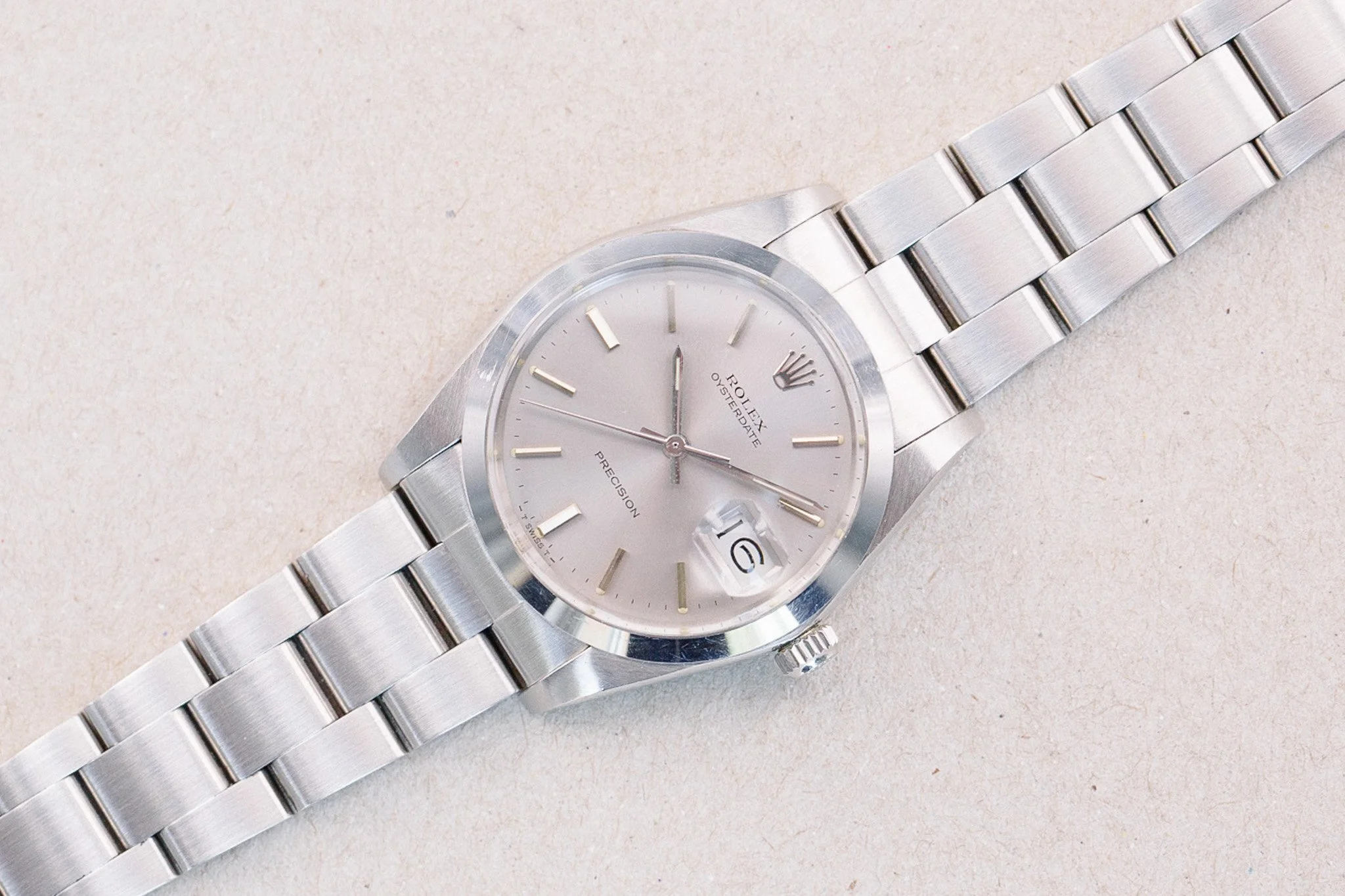 Rolex_6694_OysterDate_Mech_Steel_Light_Grey_Box_1983_12-4.jpg