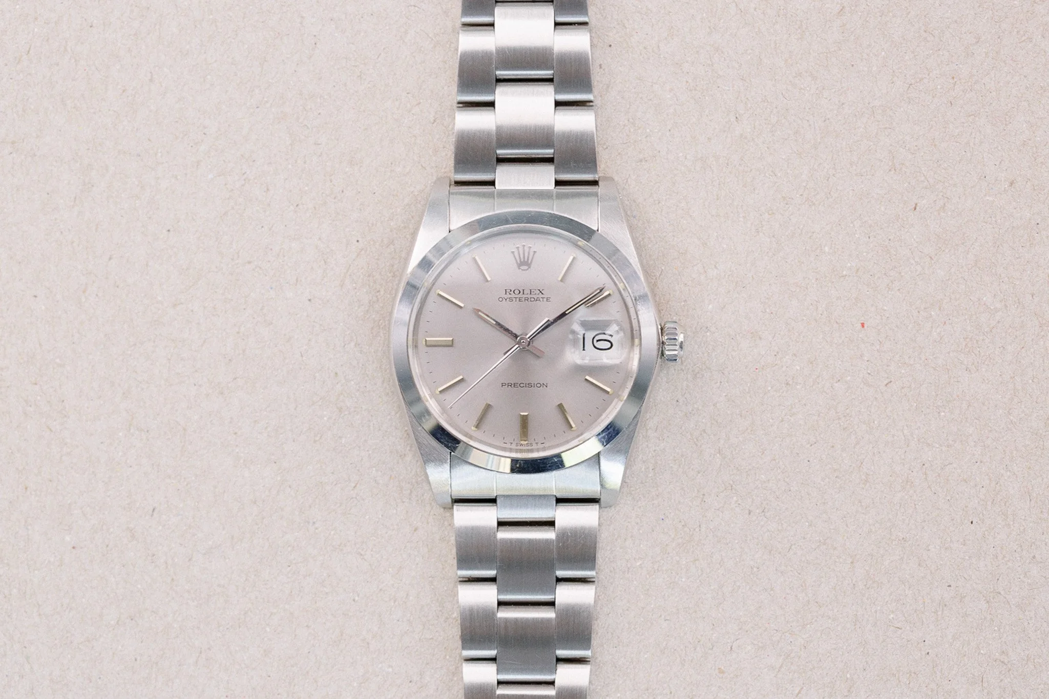 Rolex_6694_OysterDate_Mech_Steel_Light_Grey_Box_1983_1-4.jpg