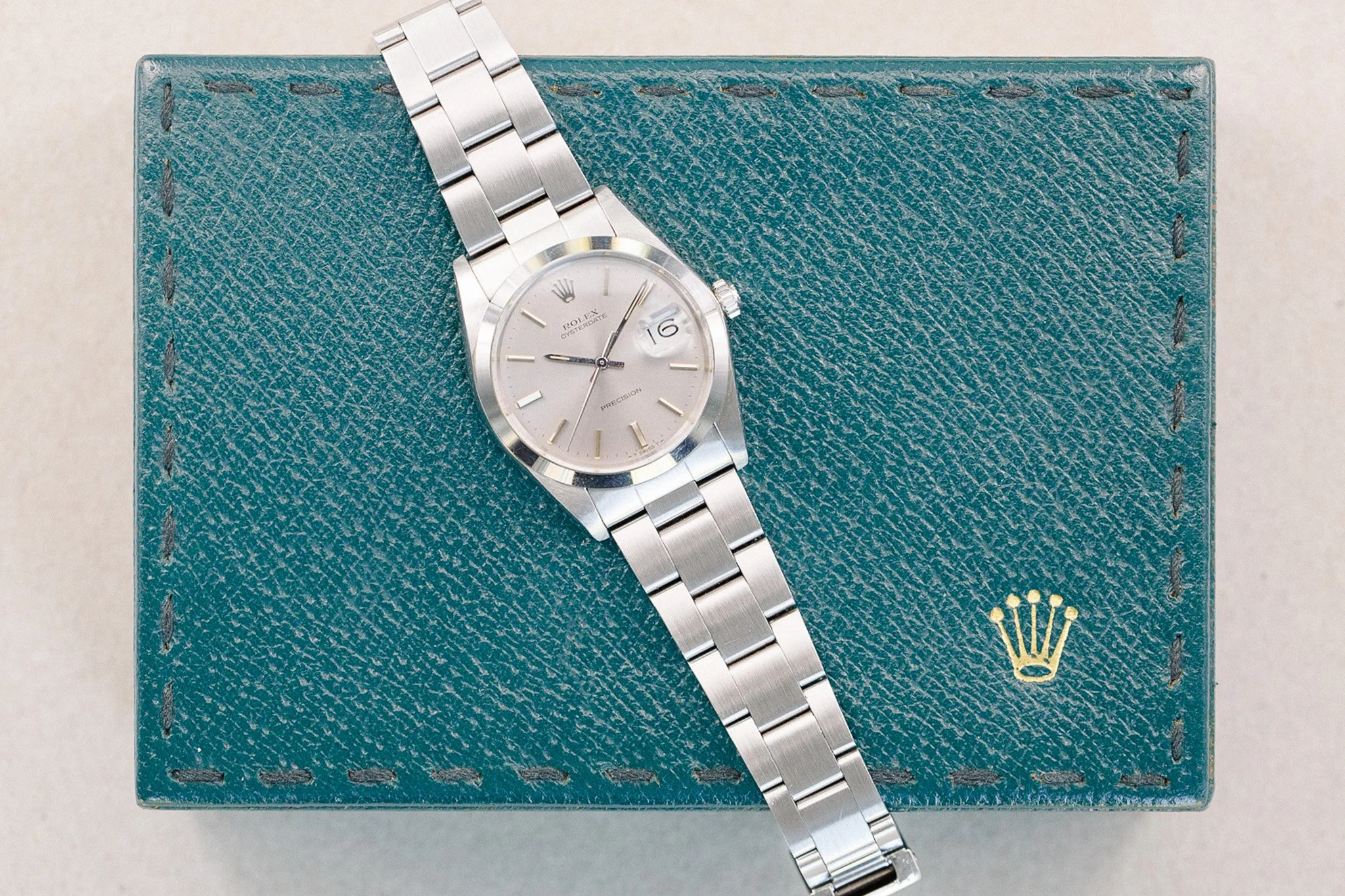 Rolex_6694_OysterDate_Mech_Steel_Light_Grey_Box_1983_15-4.jpg