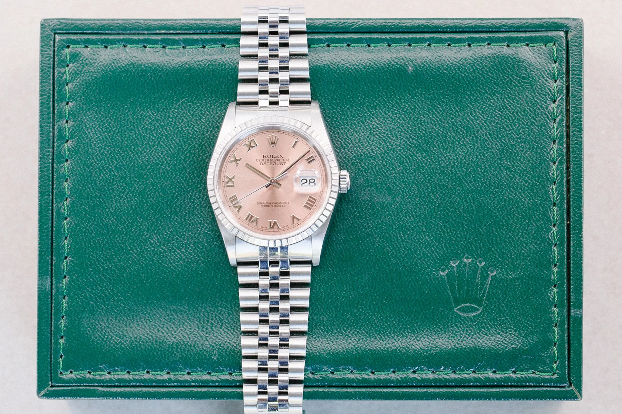 Rolex_16220_Datejust_Engine_Turned_Jubilee_Salmon_Copper_Box_Tag_2003_2004_20-2.jpg