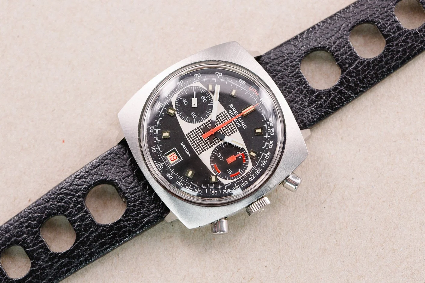 Breitling_Datora_Racing_2030_Chronograph_Valjoux_7734_1969_18-2.jpg