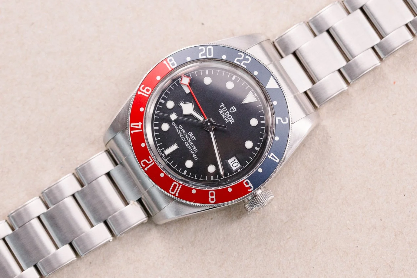 Tudor_Black_Bay_GMT_Pepsi_Full_Set_2019_12-2.jpg