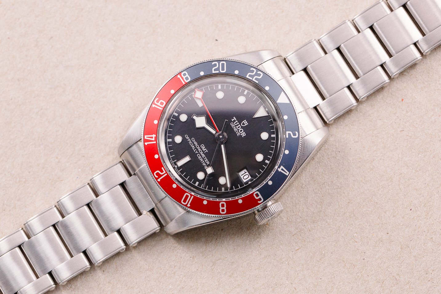 Tudor_Black_Bay_GMT_Pepsi_Full_Set_2019_13-2.jpg