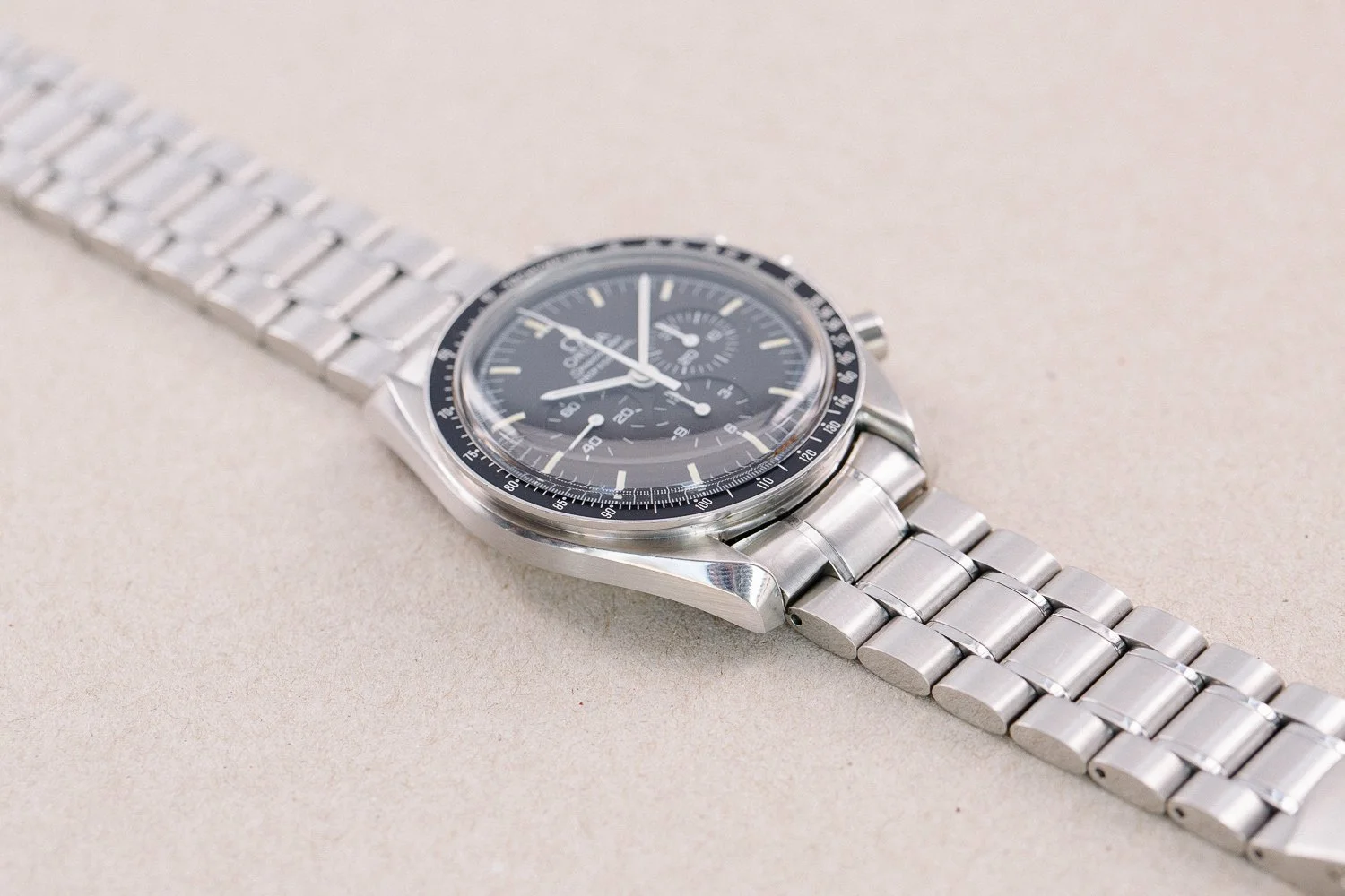 Omega_Speedmaster_Moonwatch_3590_Tritium_ADB_Box_Papers_1991_4-2.jpg