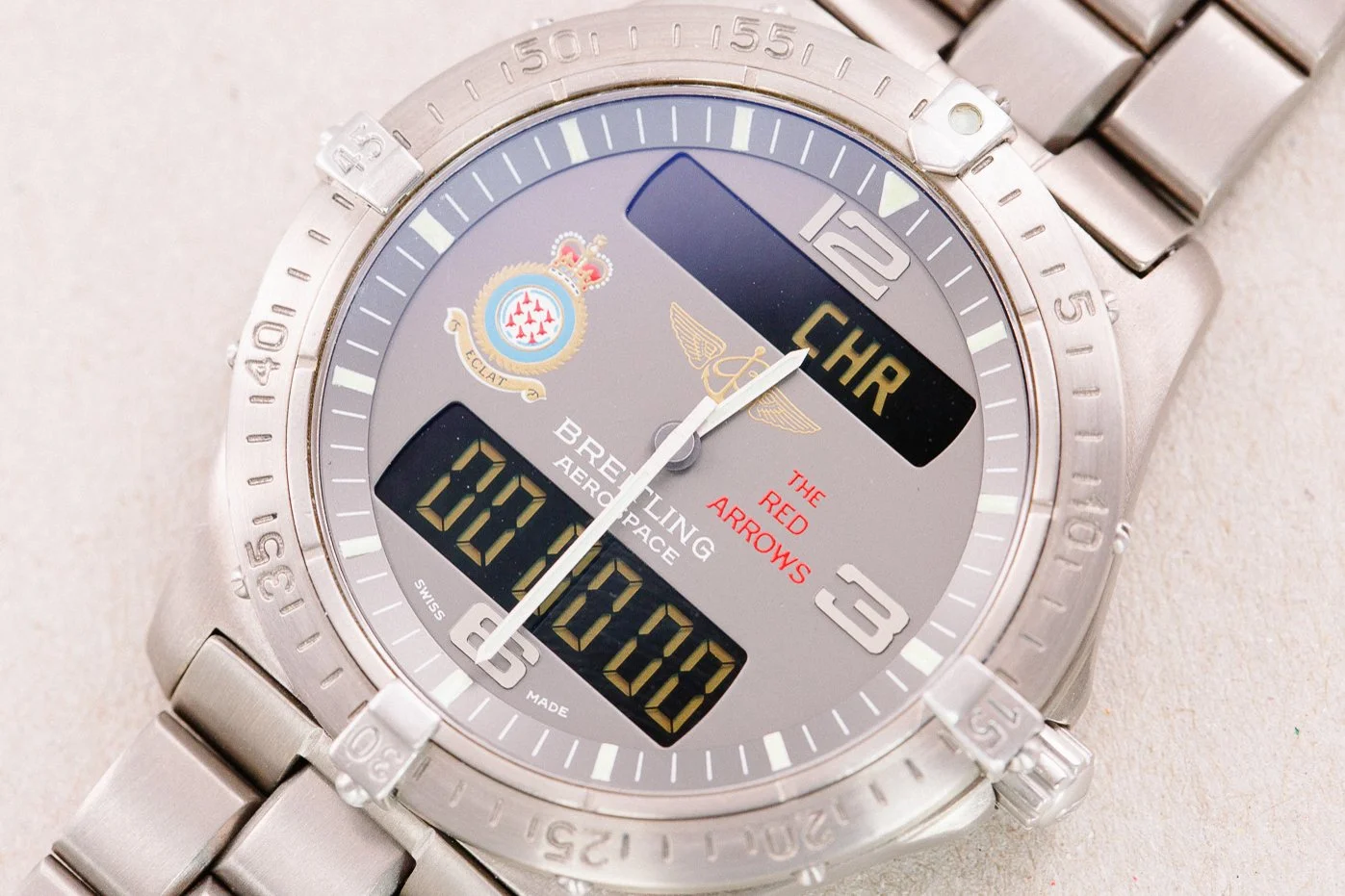 Breitling_Aerospace_Red_Arrows_Edition_Titanium_1990s_12-2.jpg