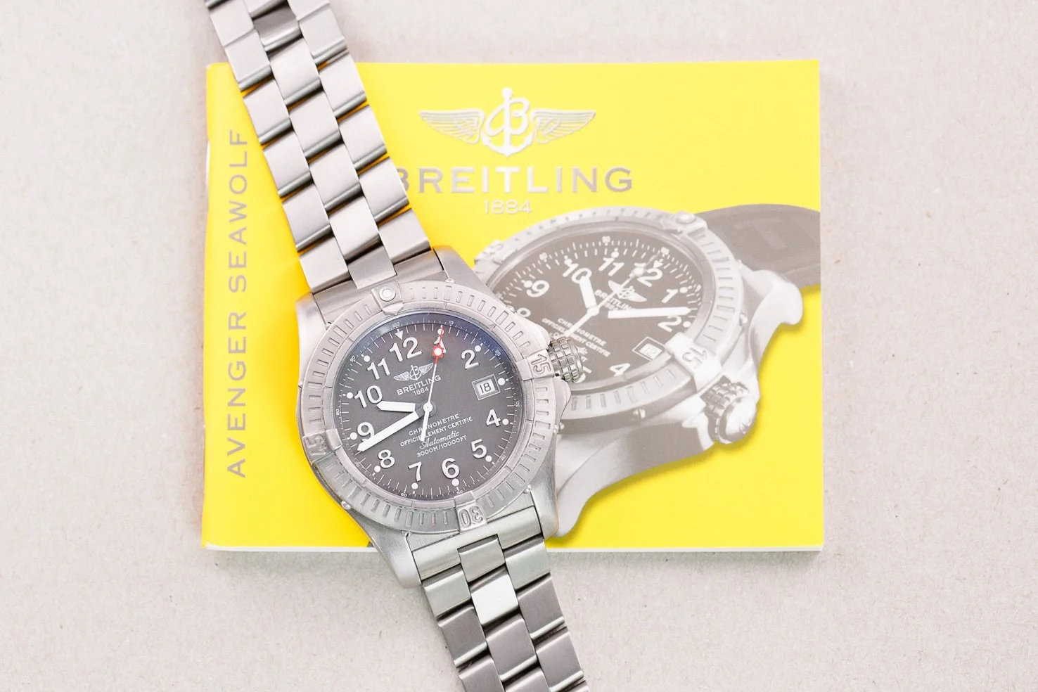 Breitling_Avenger_Seawolf_Grey_Pro2_Titanium_Box_Papers_2002_E17370_25-2.jpg