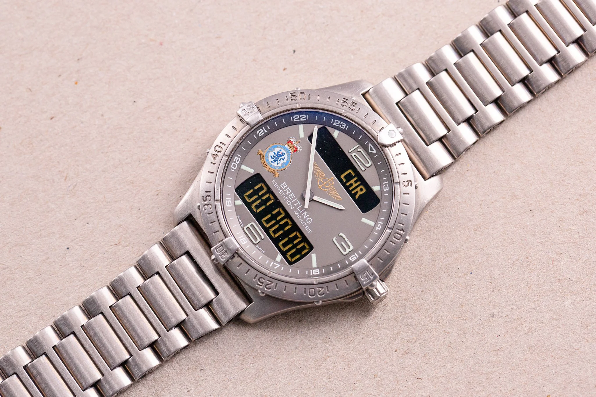 Breitling_Aerospace_54_Squadron_RAF_Limited_Edition_Titanium_1990s_7-2.jpg