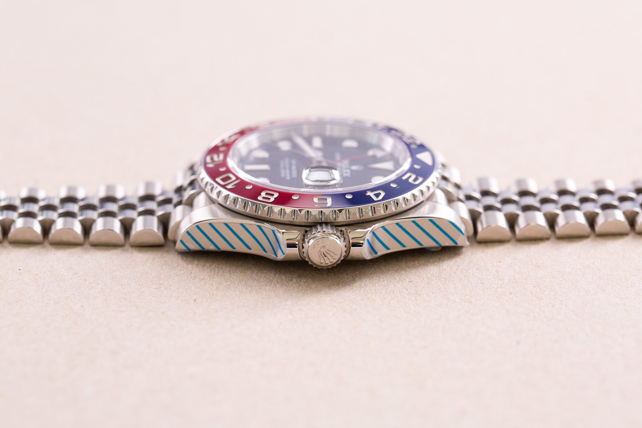 Rolex_126710_BLRO_GMT_Master_Pepsi_Full_Set_2019_Service_Sealed_10-2.jpg