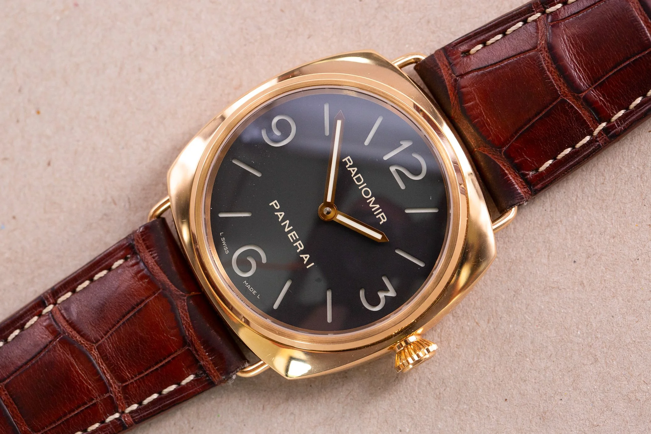 Panerai_Radiomir_PAM231_Rose_Gold_18ct_Base_45mm_Full_Set_2006_18-2.jpg