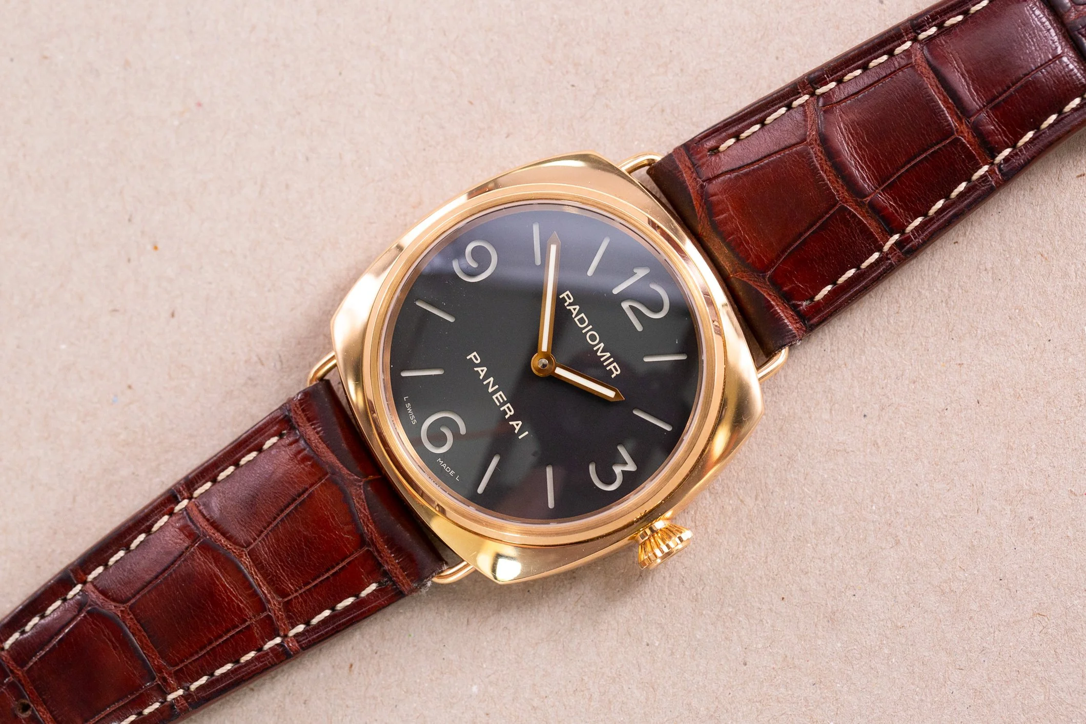 Panerai_Radiomir_PAM231_Rose_Gold_18ct_Base_45mm_Full_Set_2006_16-2.jpg