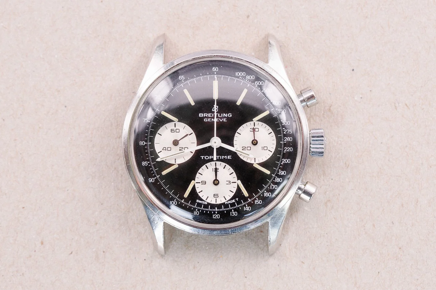 Breiting_810_Top_Time_Mk1_Chronograph_Reverse_Panda_Vintage_1966_Tan_13-2.jpg