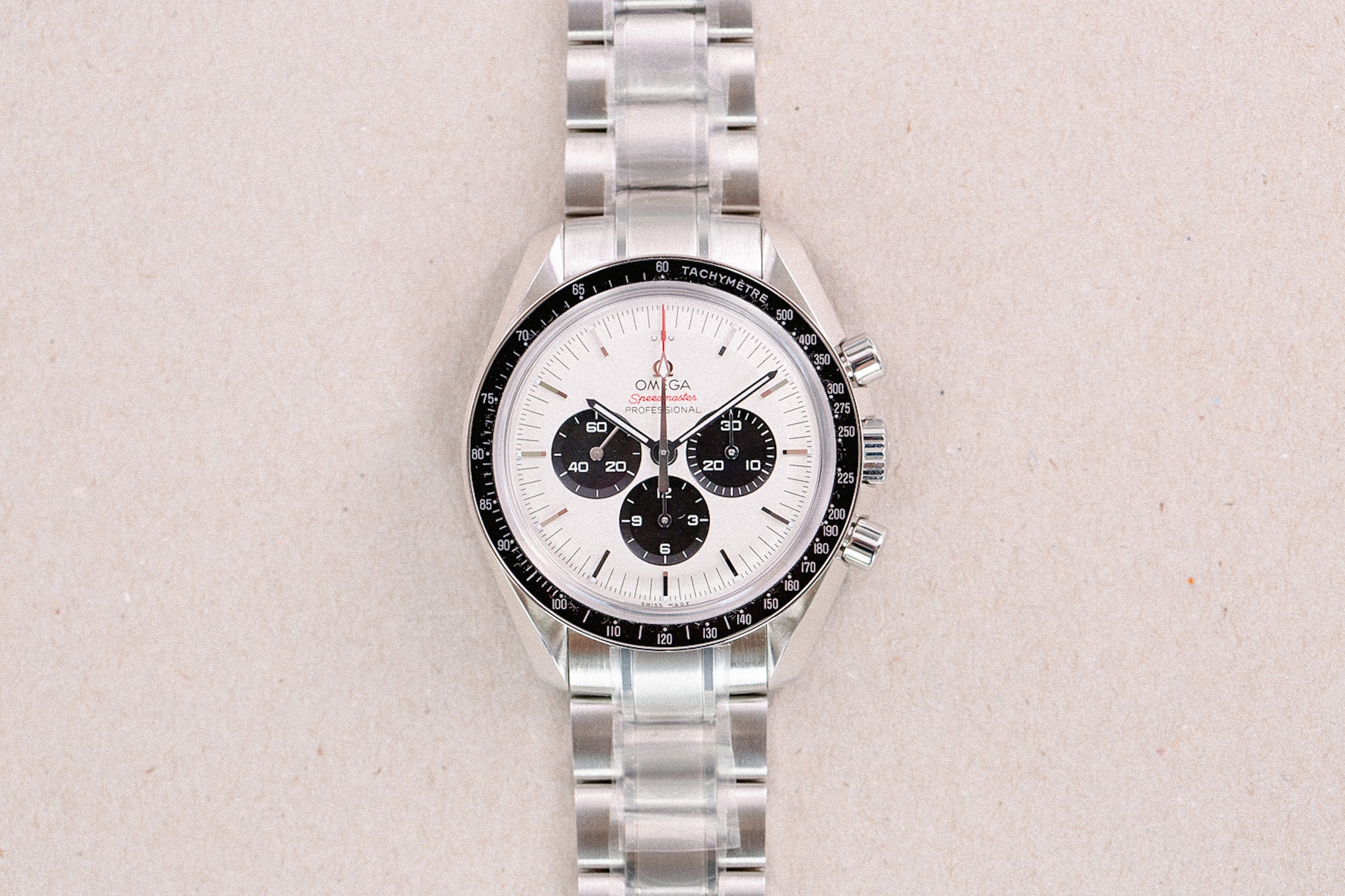 Omega_Speedmaster_Panda_Tokyo_Olympics_Limited_Edition_New_Sealed_2.jpg
