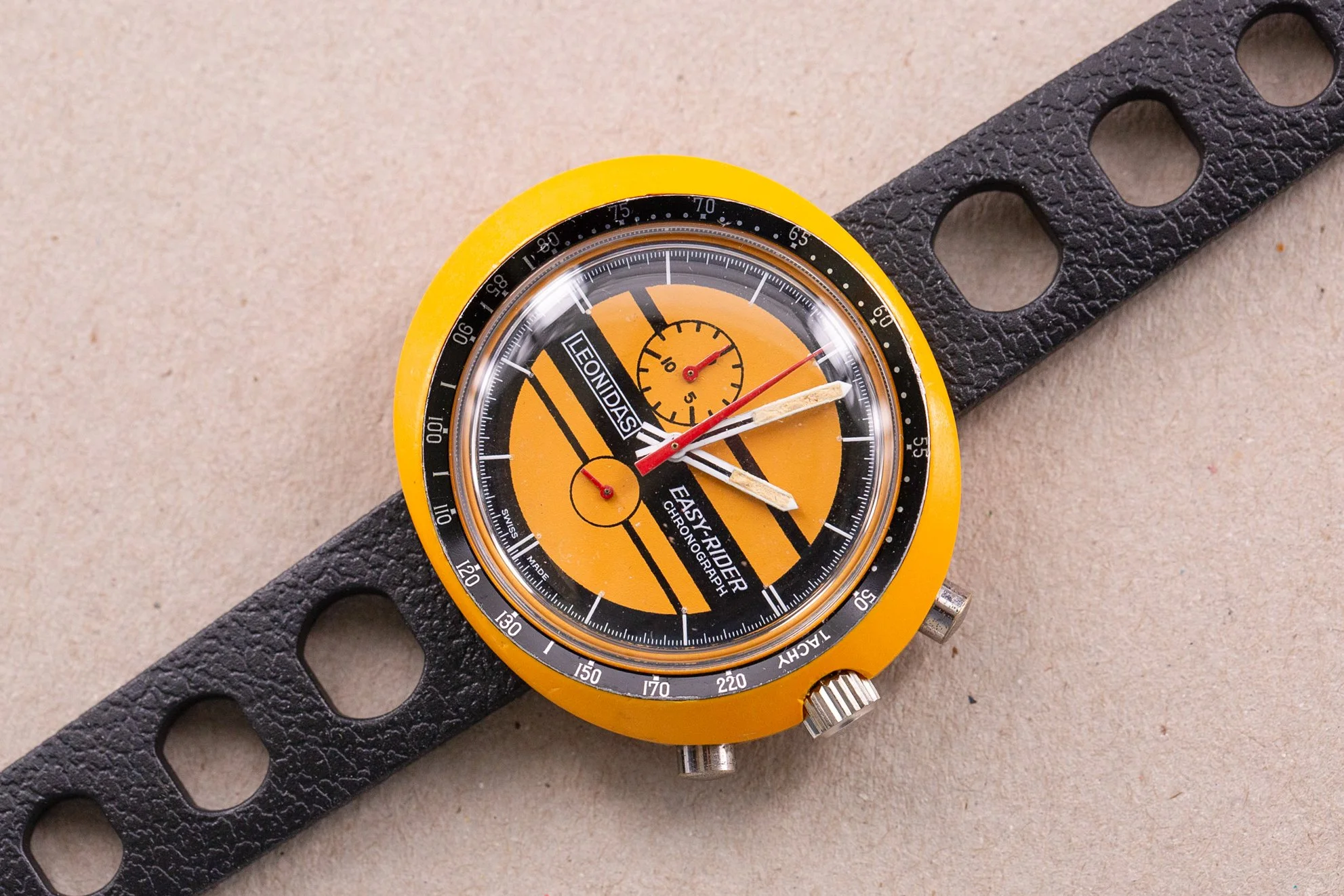 Leonidas_EasyRider_Orange_Chronograph_Vintage_1970s_A_7-3.jpg