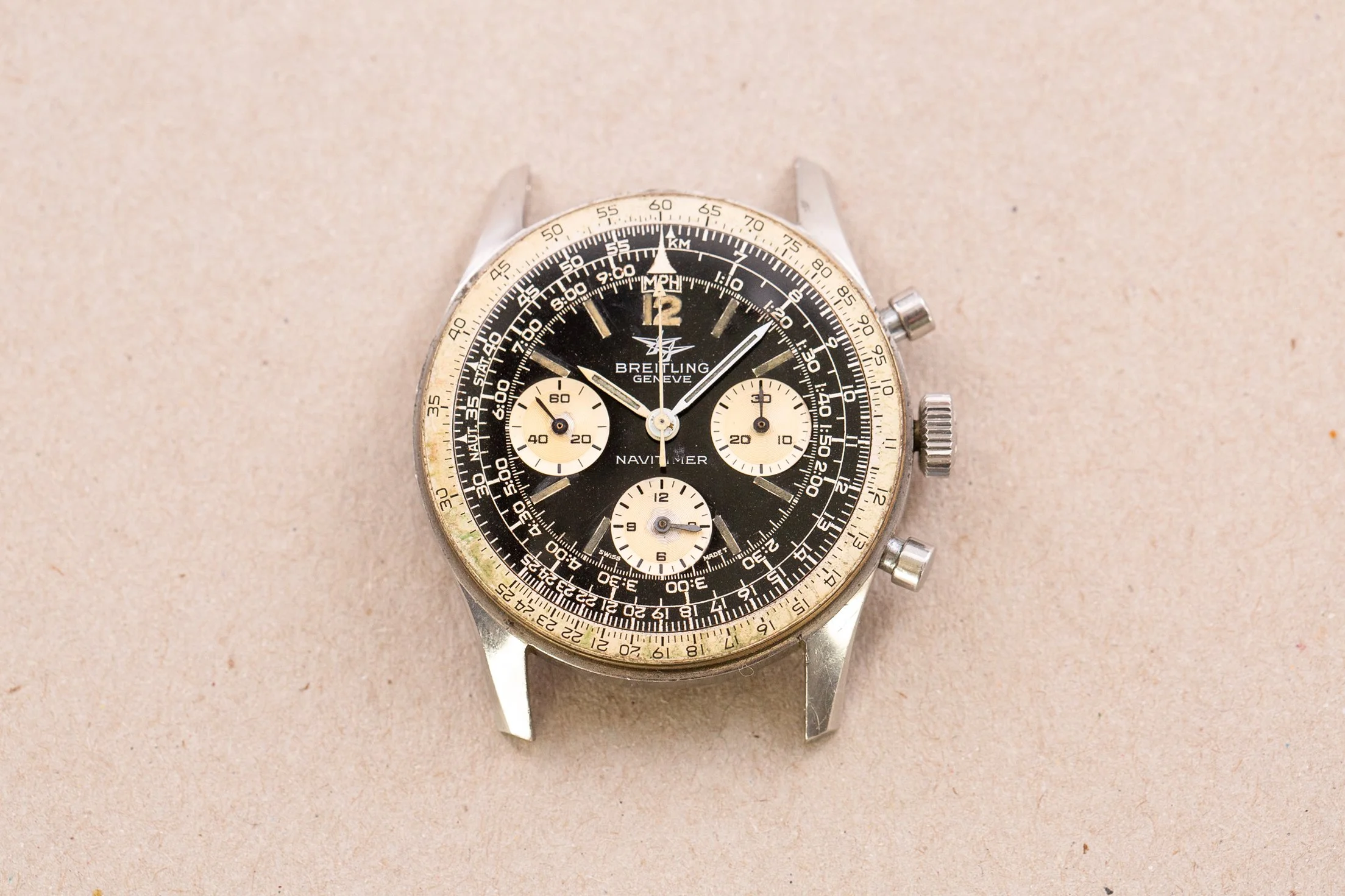 Breitling_806_Navitimer_Patina_Worn_Lug_Khaki_Vintage_1966_16-2.jpg