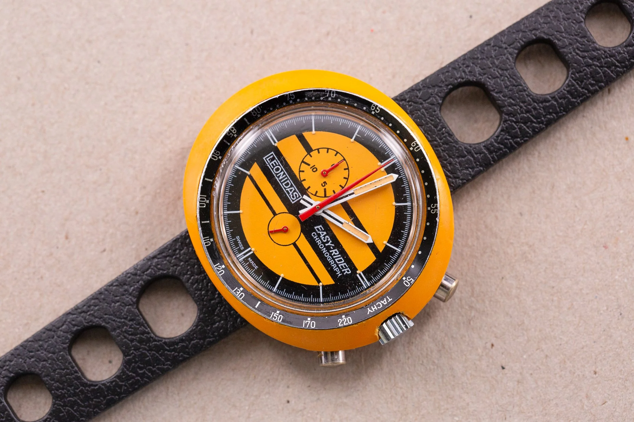 Leonidas_EasyRider_Orange_Chronograph_Vintage_1970s_B_5-2.jpg