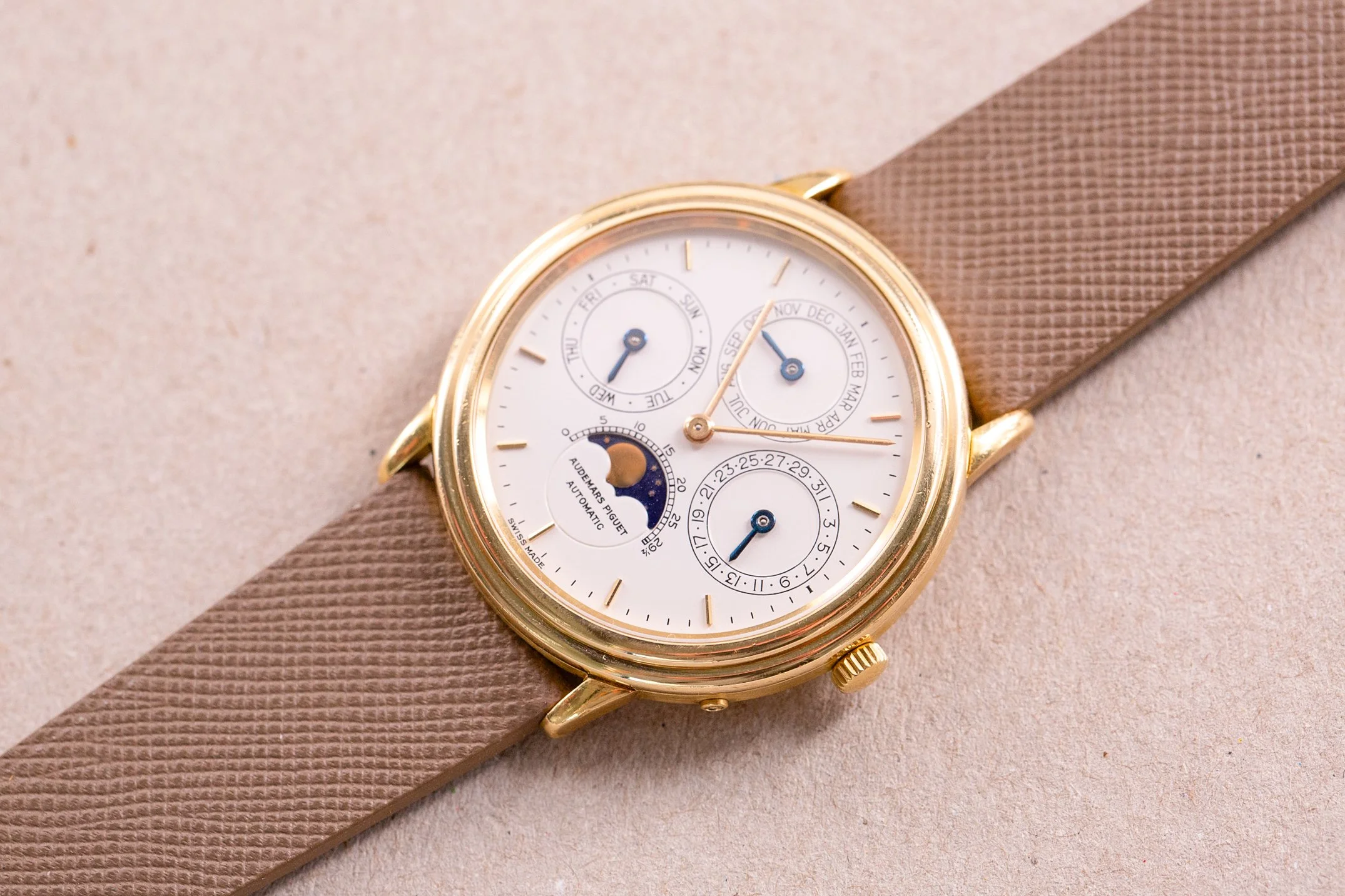 Audemars_Piguet_18ct_Gold_Quantieme_Perpetual_Calendar_5548BA_Vintage_B_Series_32-2.jpg