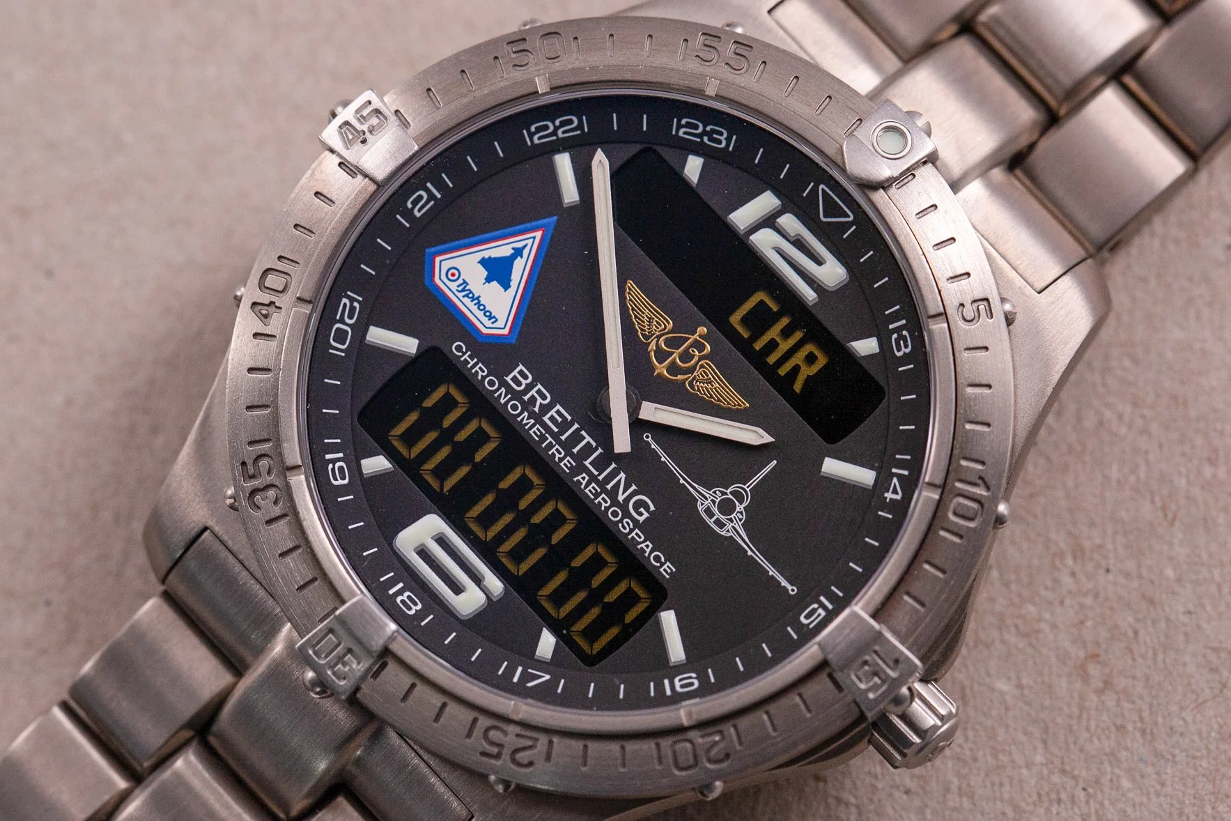 Breitling_Aerospace_Typhoon_RAF_Limited_Edition_Titanium_1990s_11-2.jpg