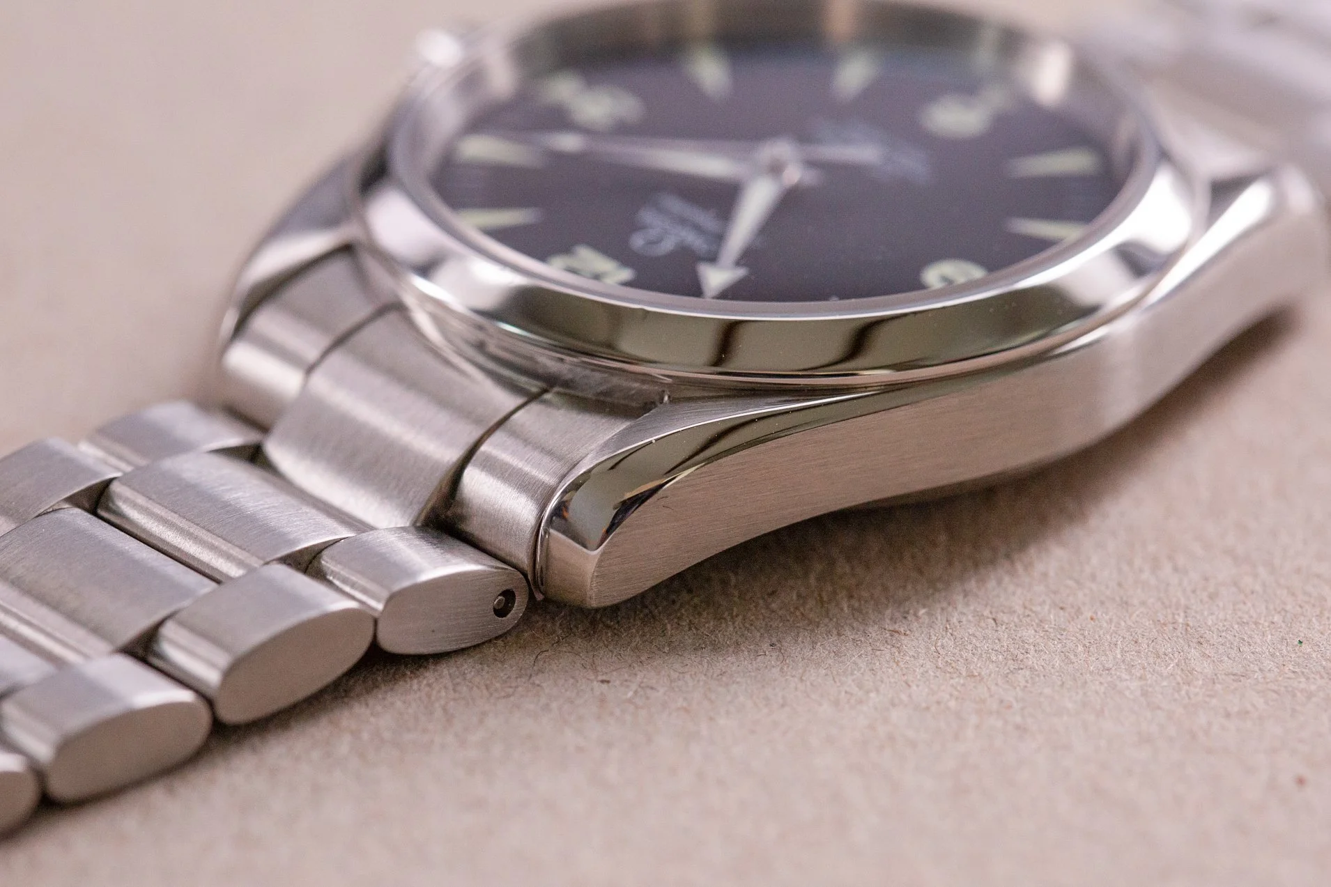 Omega_Railmaster_36mm_2504_Aqua_Terra_Full_Set_7-2.jpg