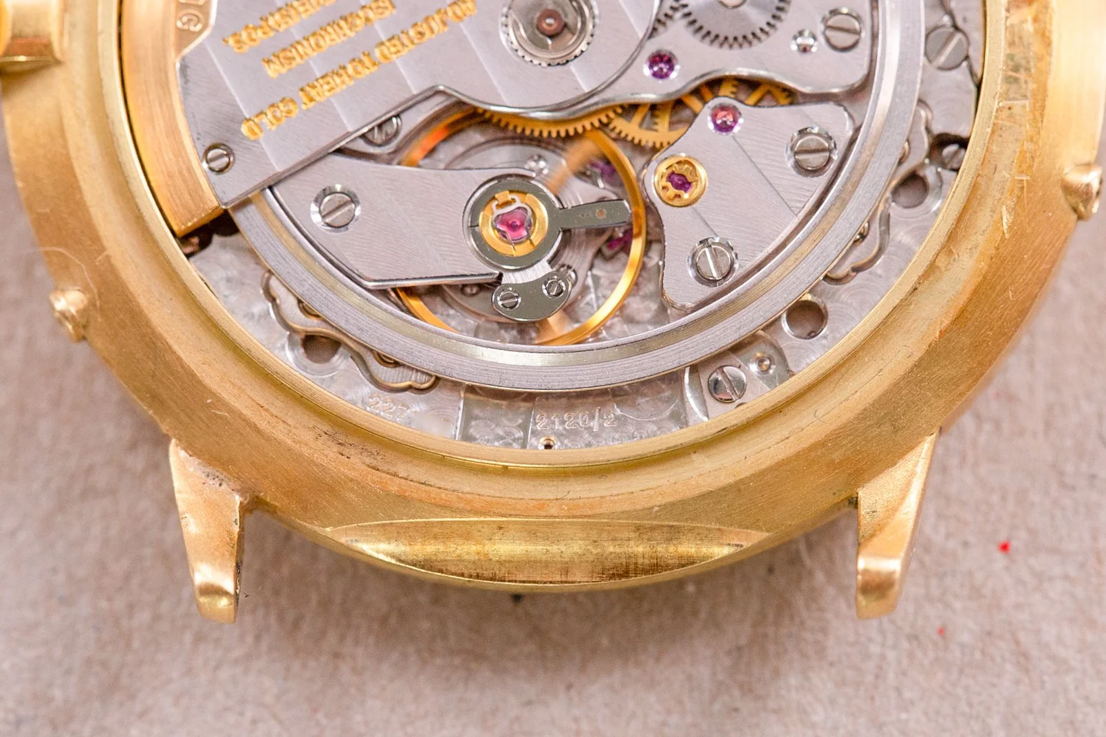 Audemars_Piguet_18ct_Gold_Quantieme_Perpetual_Calendar_5548BA_Vintage_B_Series_20-2.jpg