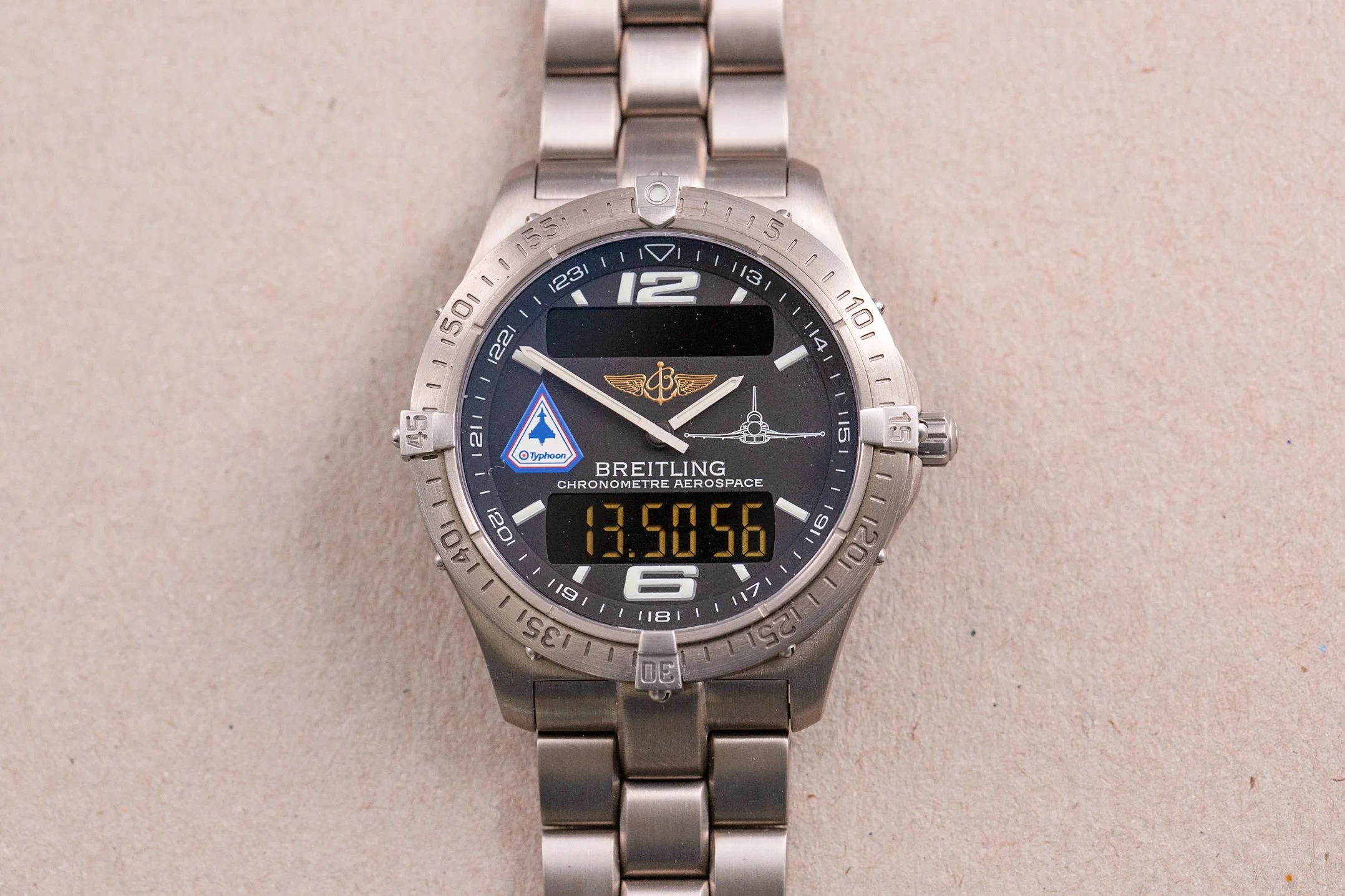 Breitling_Aerospace_Typhoon_RAF_Limited_Edition_Titanium_1990s_2-2.jpg