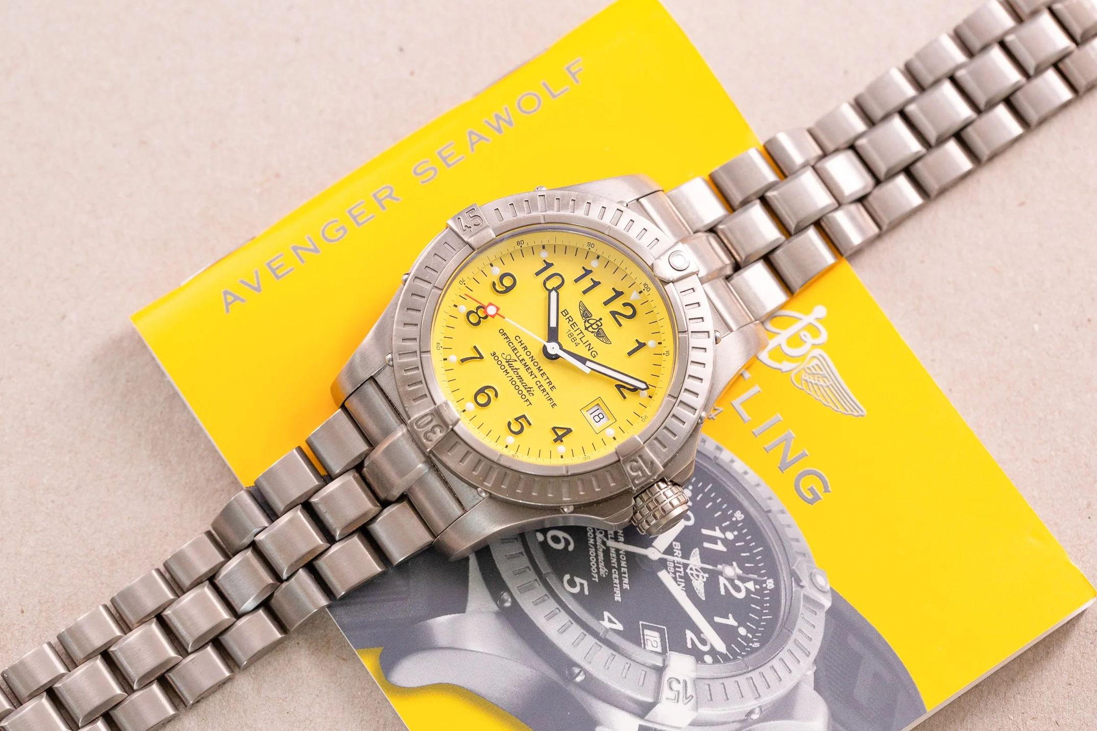 Breitling_Avenger_Seawolf_Yellow_Titanium_E17370_Full_Set_2003_24-2.jpg