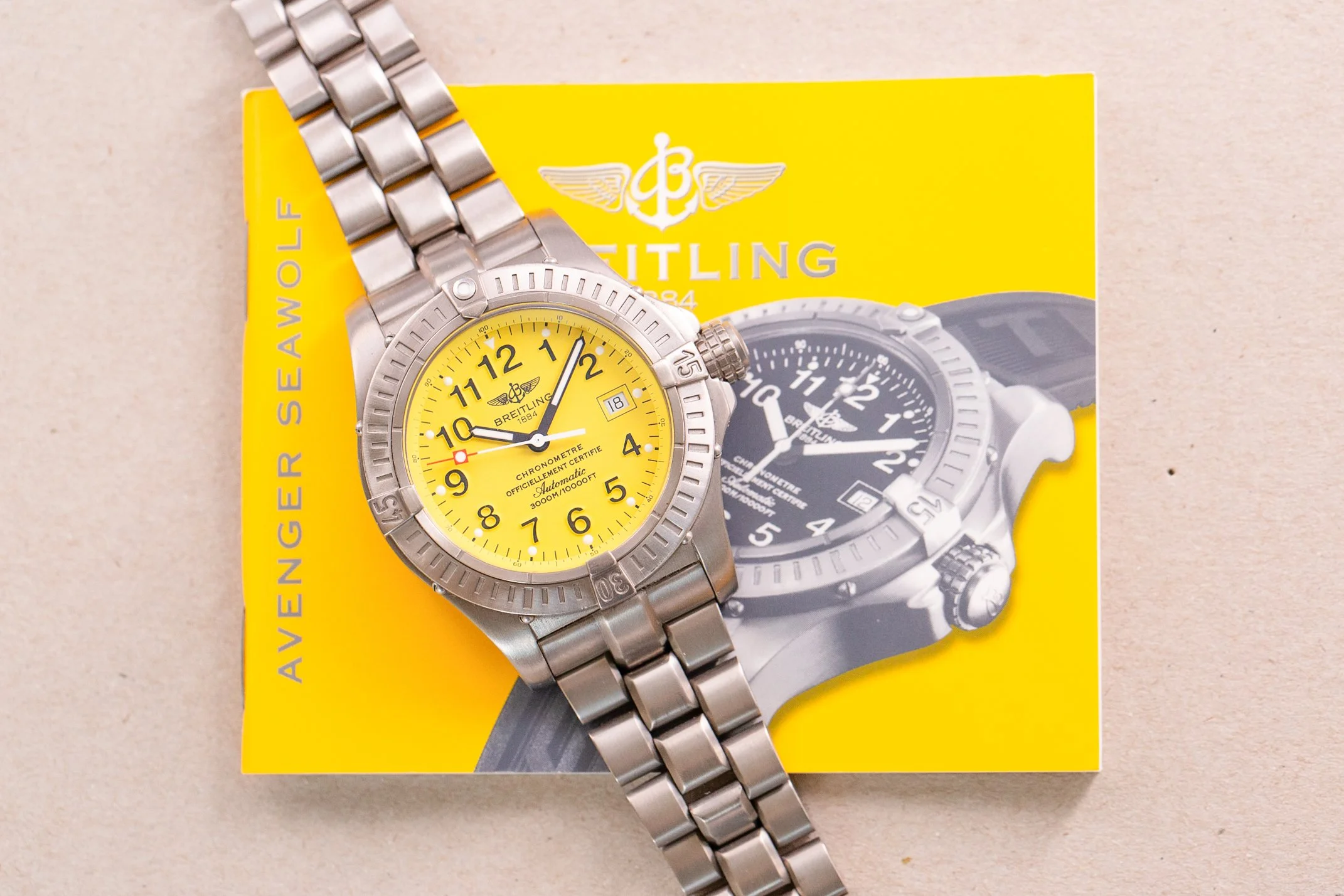 Breitling_Avenger_Seawolf_Yellow_Titanium_E17370_Full_Set_2003_19-2.jpg