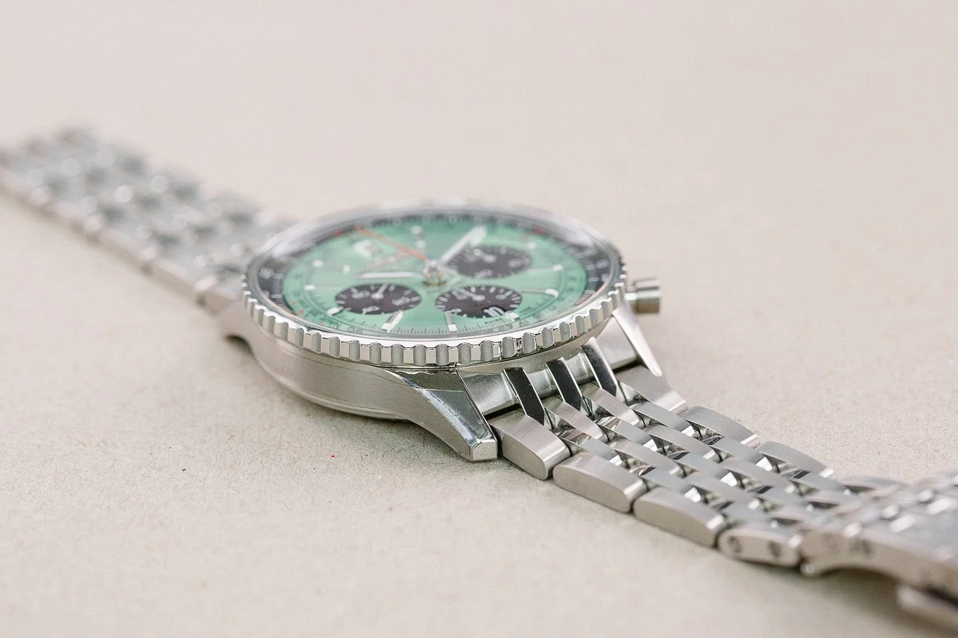Breitling_Navitimer_43_Green_Panda_Boutique_Full_Set_New_5.jpg