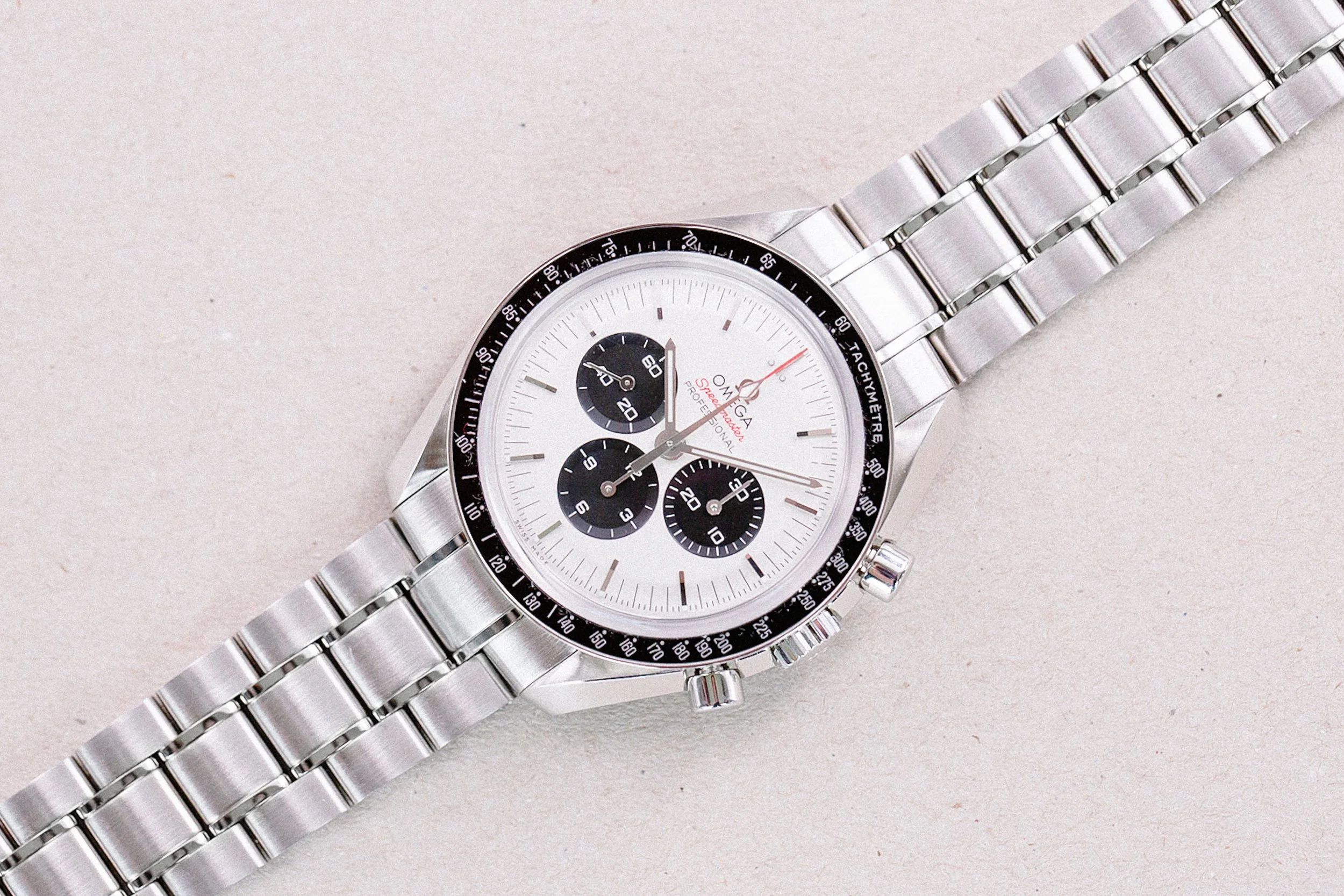 Omega_Speedmaster_Panda_Tokyo_Olympics_Limited_Edition_New_Sealed_14.jpg