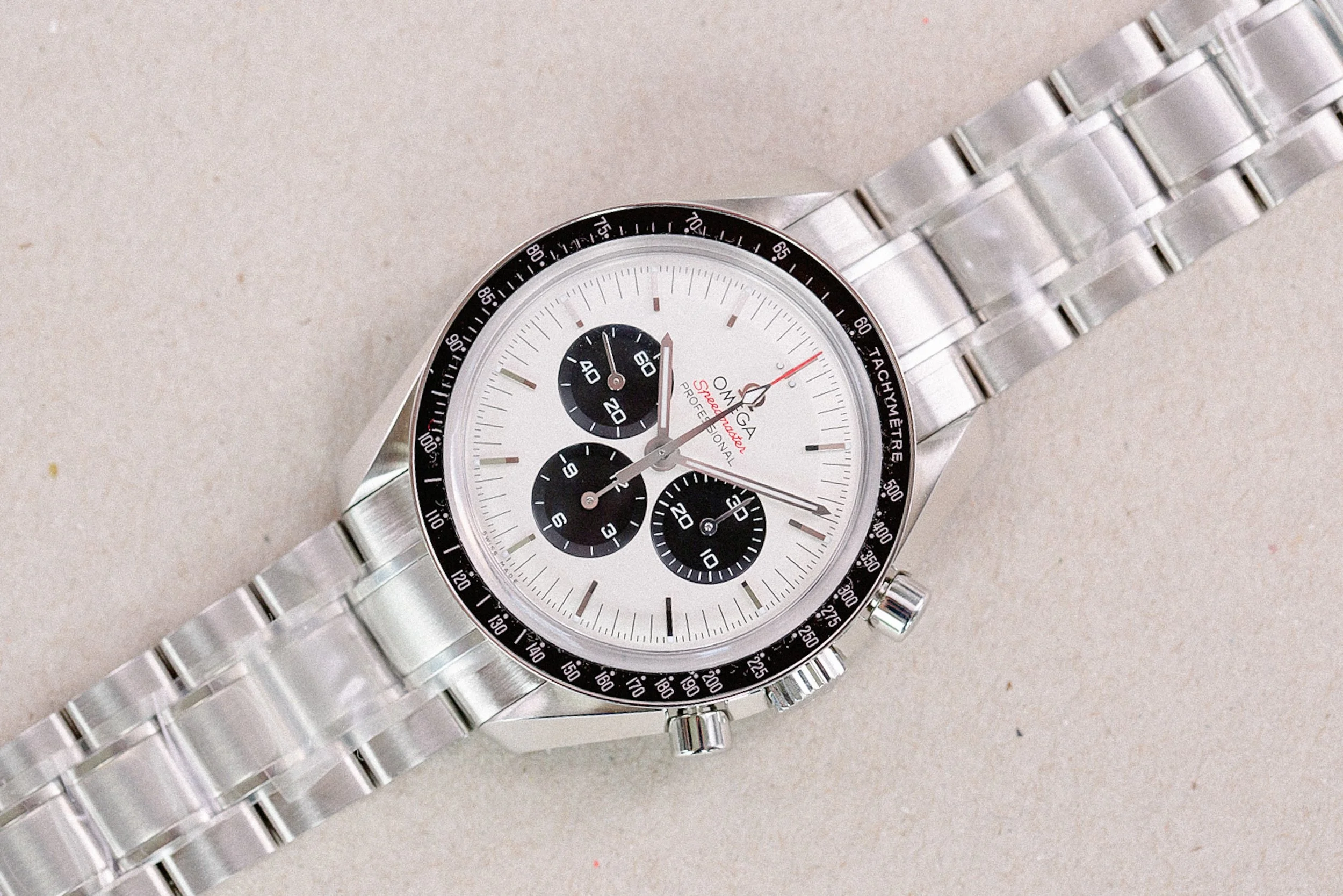 Omega_Speedmaster_Panda_Tokyo_Olympics_Limited_Edition_New_Sealed_9.jpg