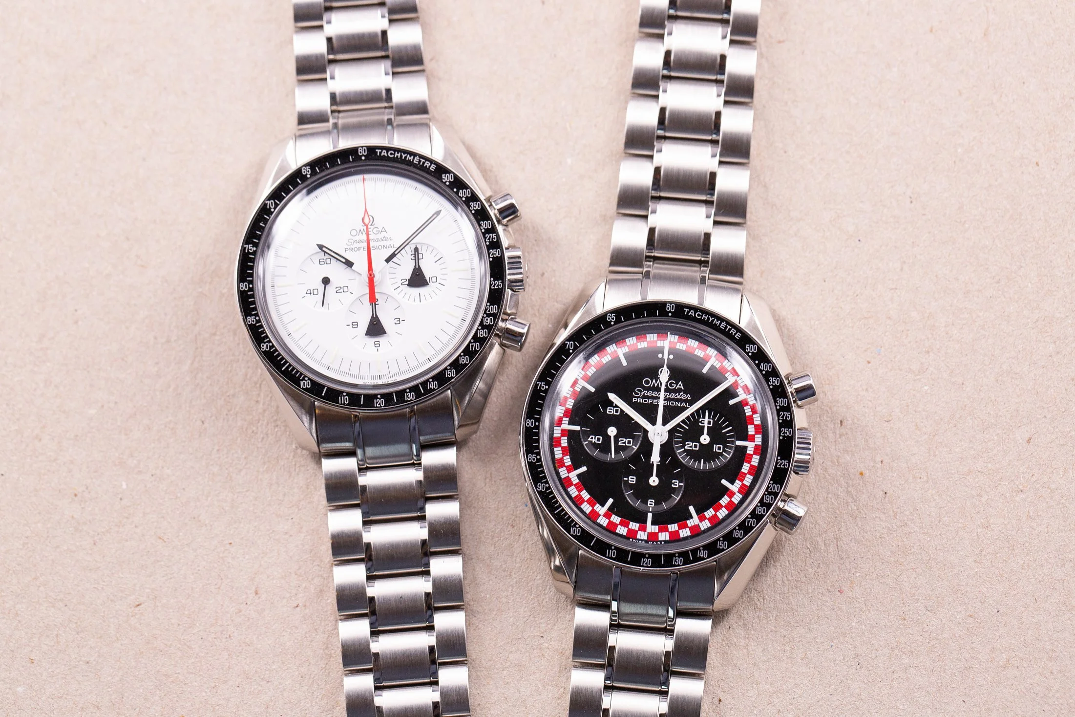 Omega_Speedmaster_Tin_Tin_Moonwatch_Racing_Mint_Full_Set_23-2.jpg
