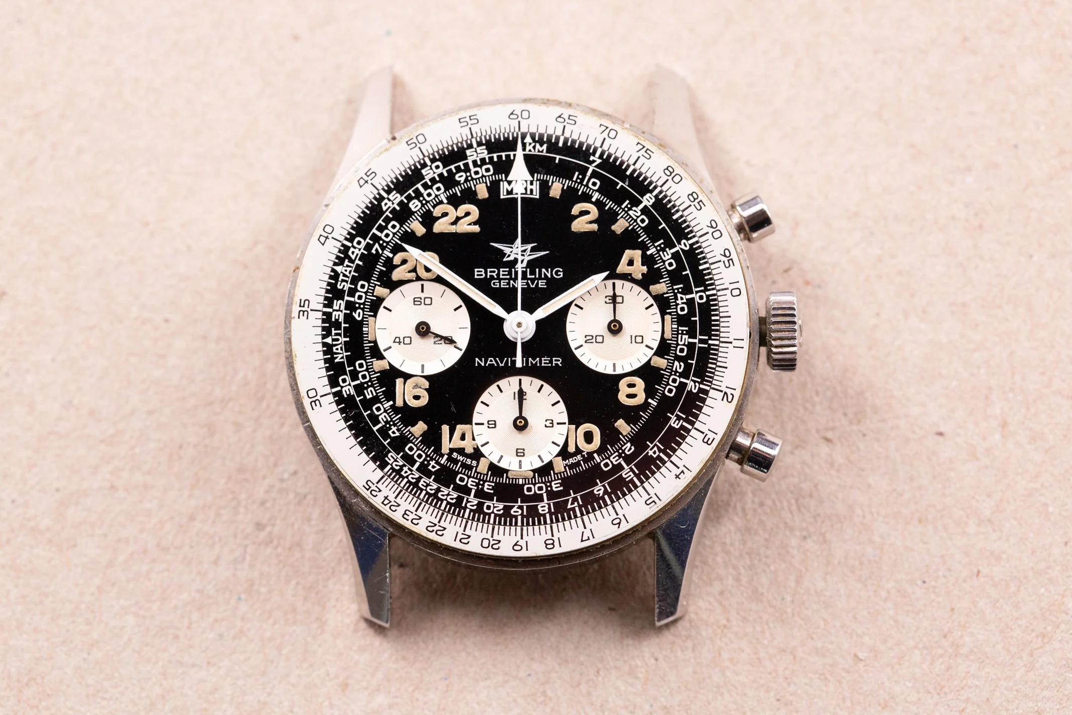 Breitling_809_Navitimer_Cosmonaute_24hr_Gilt_Gloss_Cream_Vintage_1967_1-2.jpg