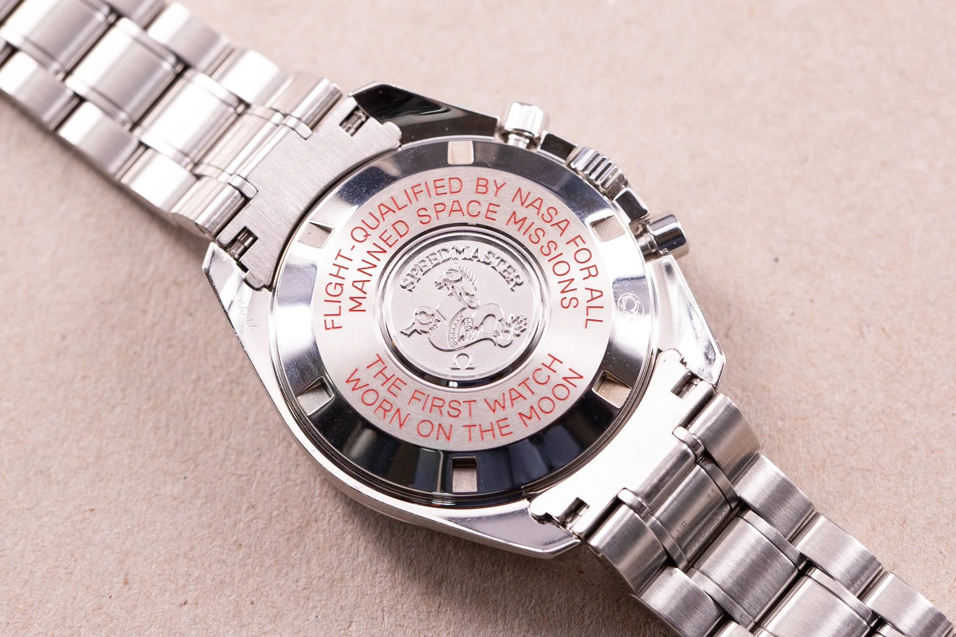 Omega_Speedmaster_Tin_Tin_Moonwatch_Racing_Mint_Full_Set_12-2.jpg