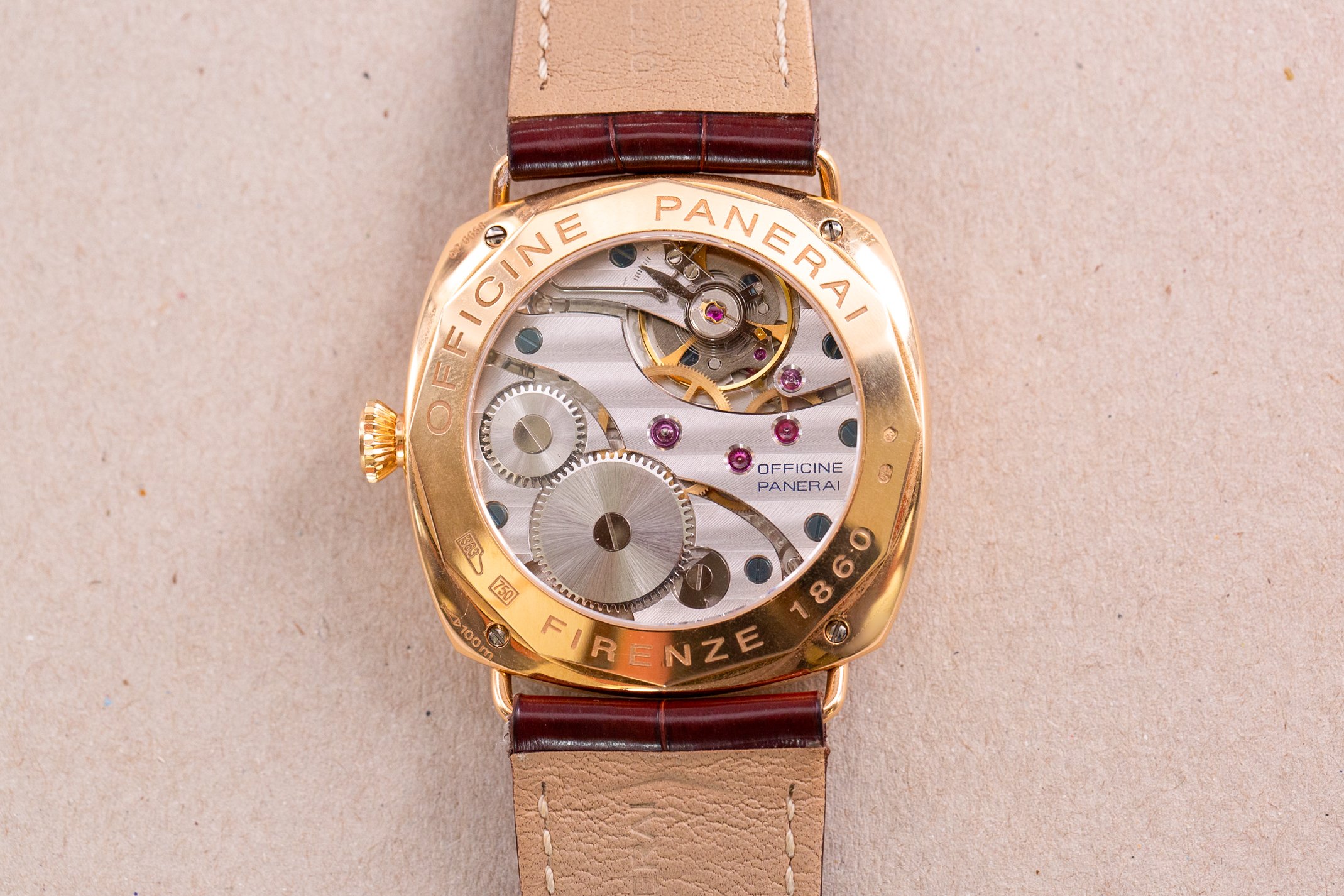 Panerai_Radiomir_PAM231_Rose_Gold_18ct_Base_45mm_Full_Set_2006_12-2.jpg