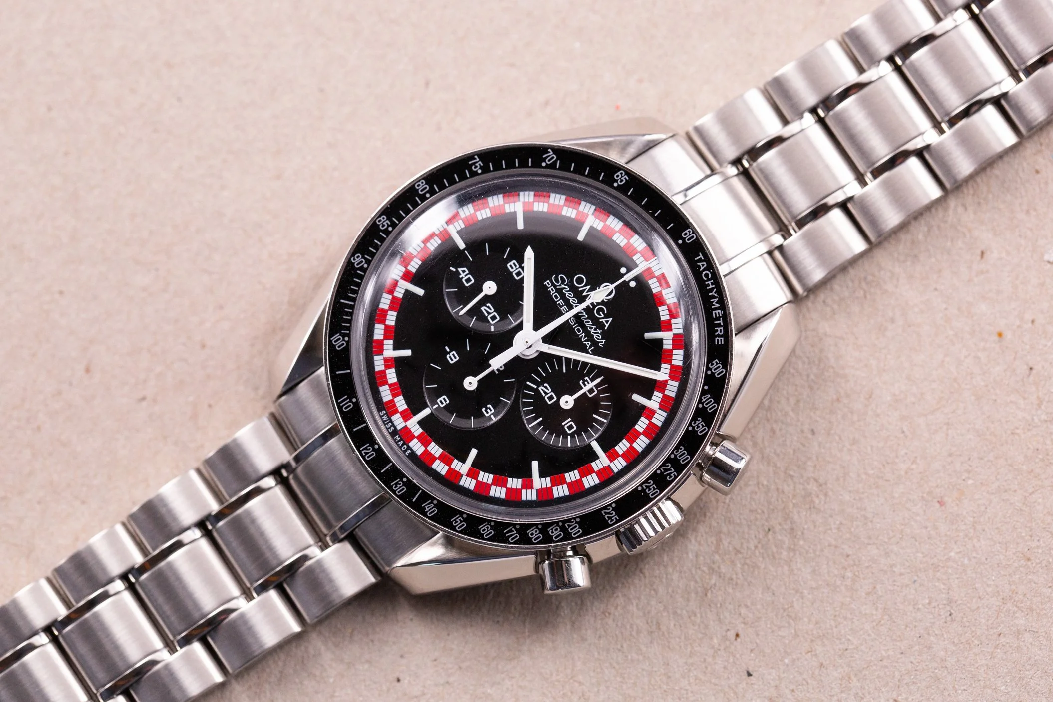 Omega_Speedmaster_Tin_Tin_Moonwatch_Racing_Mint_Full_Set_16-2.jpg