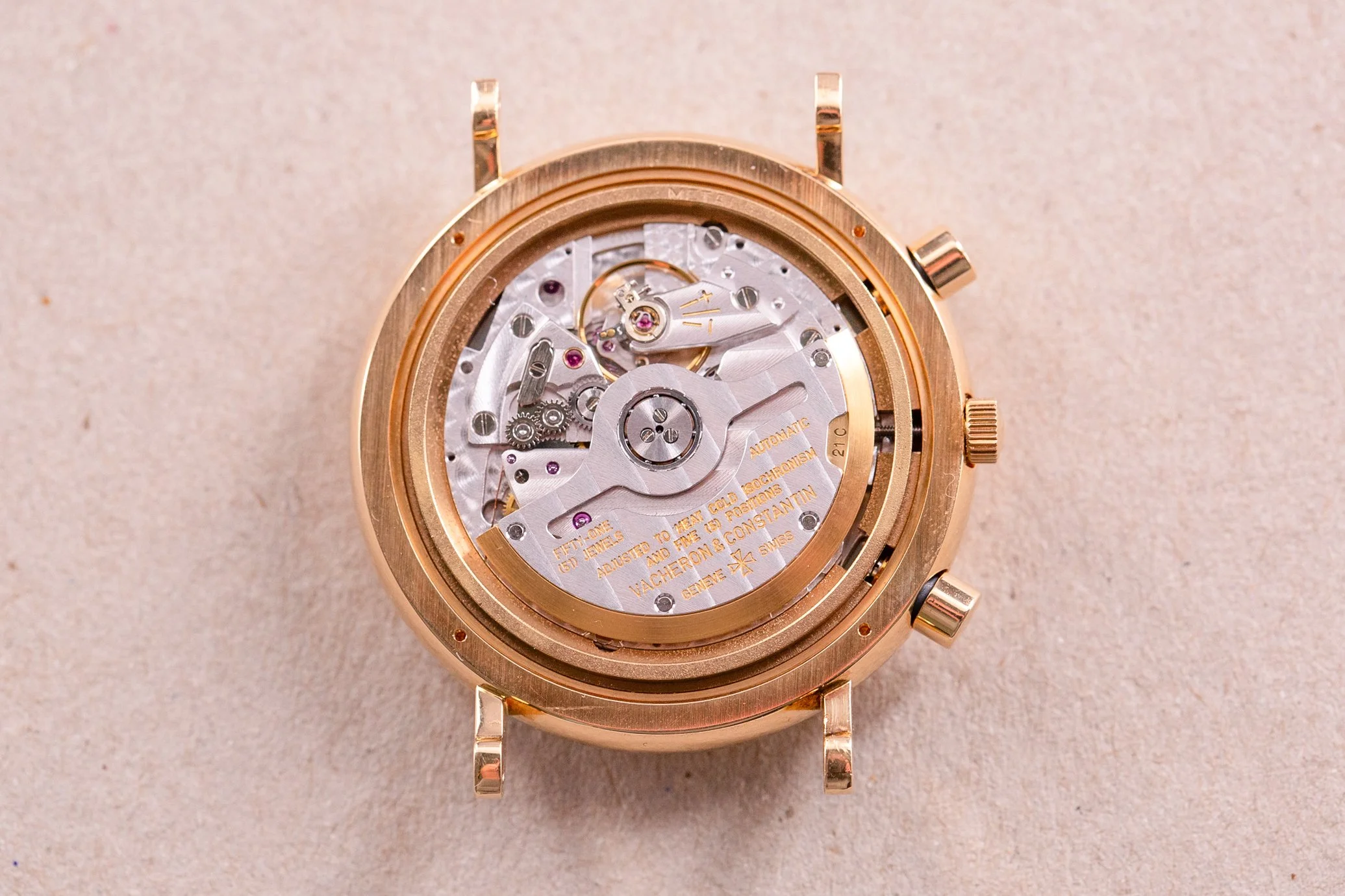 Vacheron_Constantin_18ct_Gold_Historiques_Chronograph_47001_Clous_De_Paris_Vintage_20-2.jpg