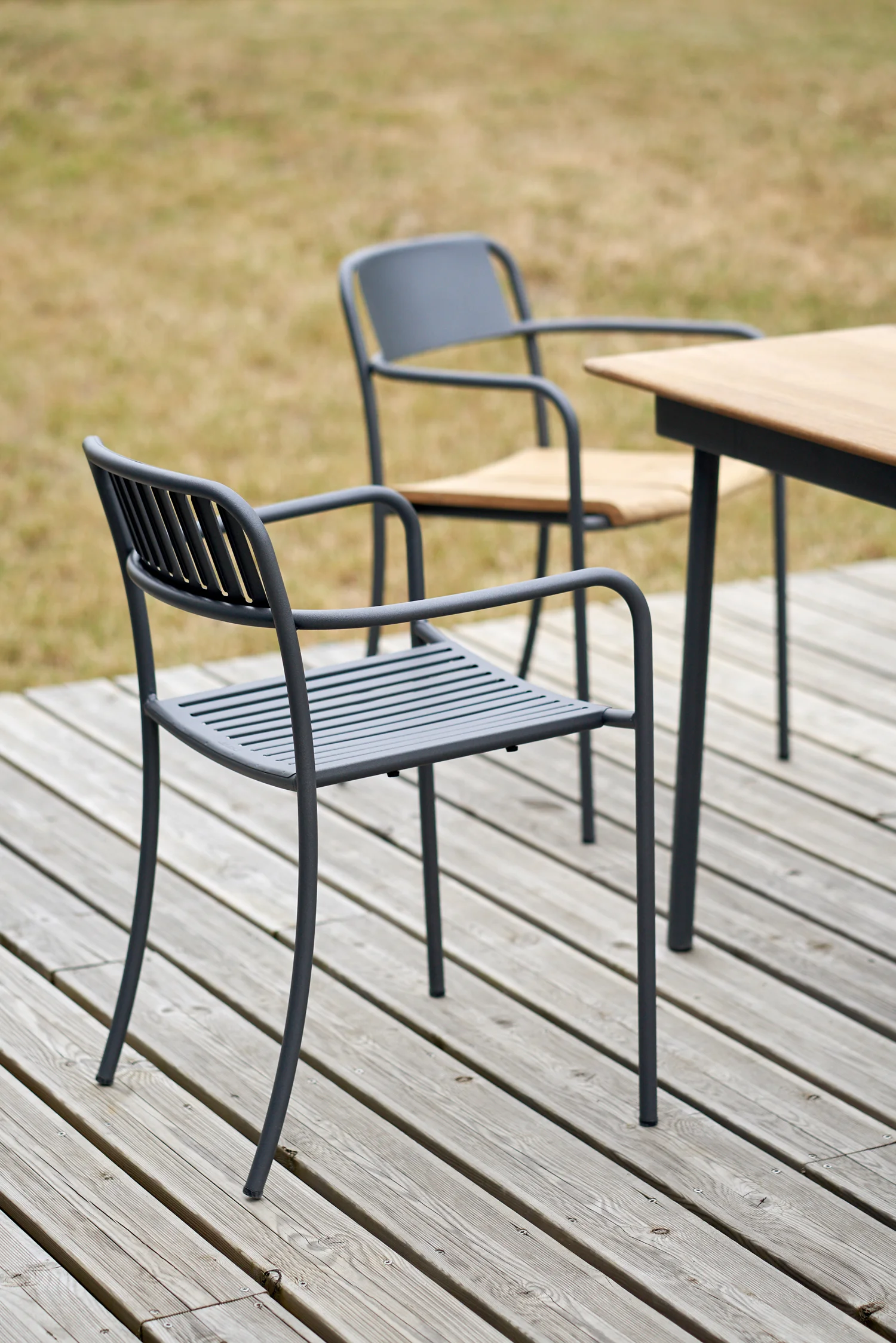 Tolix-Patio collection-Pauline Deltour-09.jpg