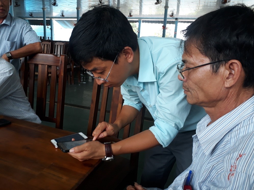 VINATUNA installs the COPPA app in a fisher’s phone