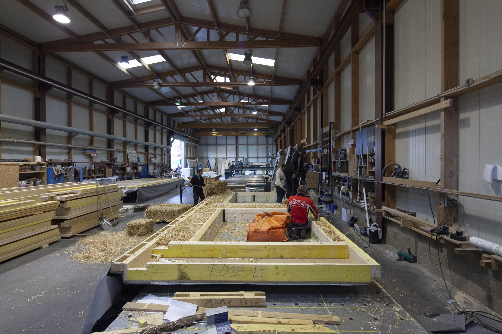 Transformation de bureaux en 139 chambres ?�tudiantes - Bois & Paille �?? NZI ARCHITECTES