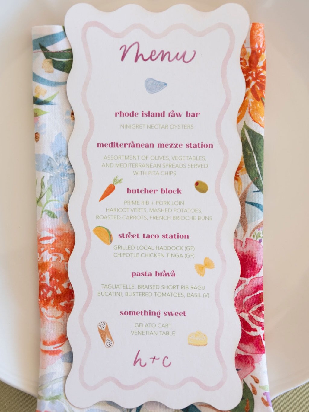 Realizing I should probably share the rest of my summer wedding content before I announce a super exciting *holiday* offering soon&hellip; 😅

With a name like Coastline, it&rsquo;s probably pretty obvious that summer is my faaaavorite. Designing thi