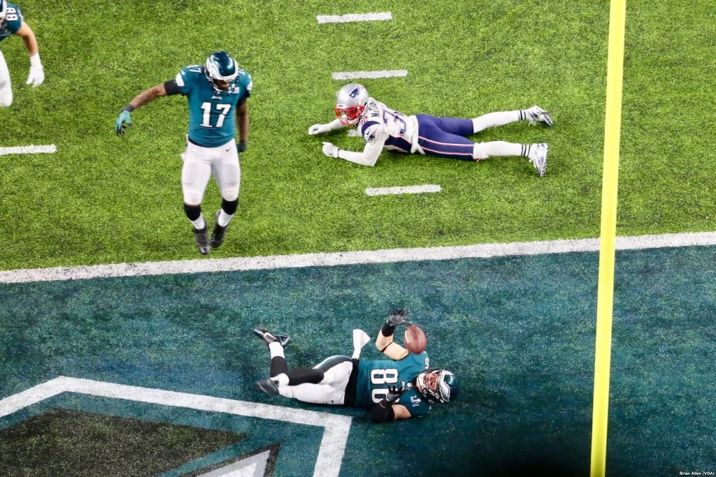 Super_Bowl_1F2868F4.jpg