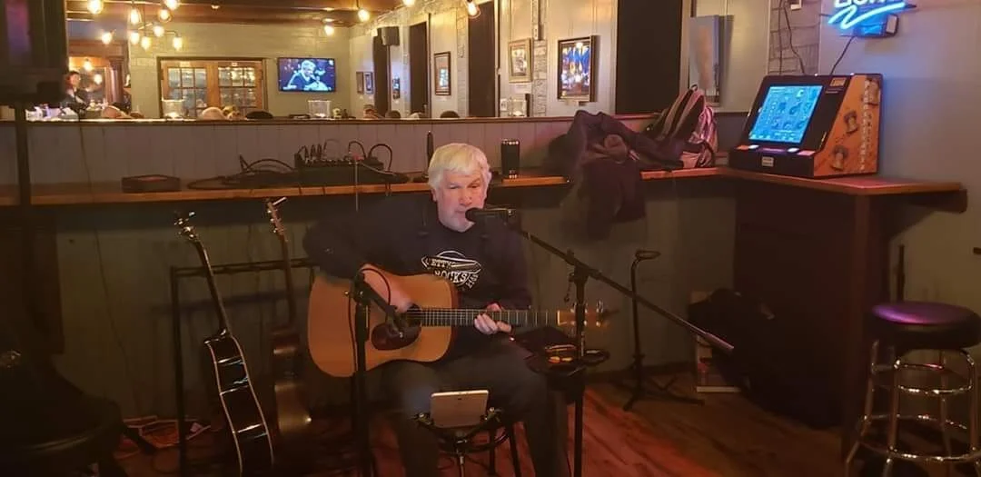 Tom May Live
