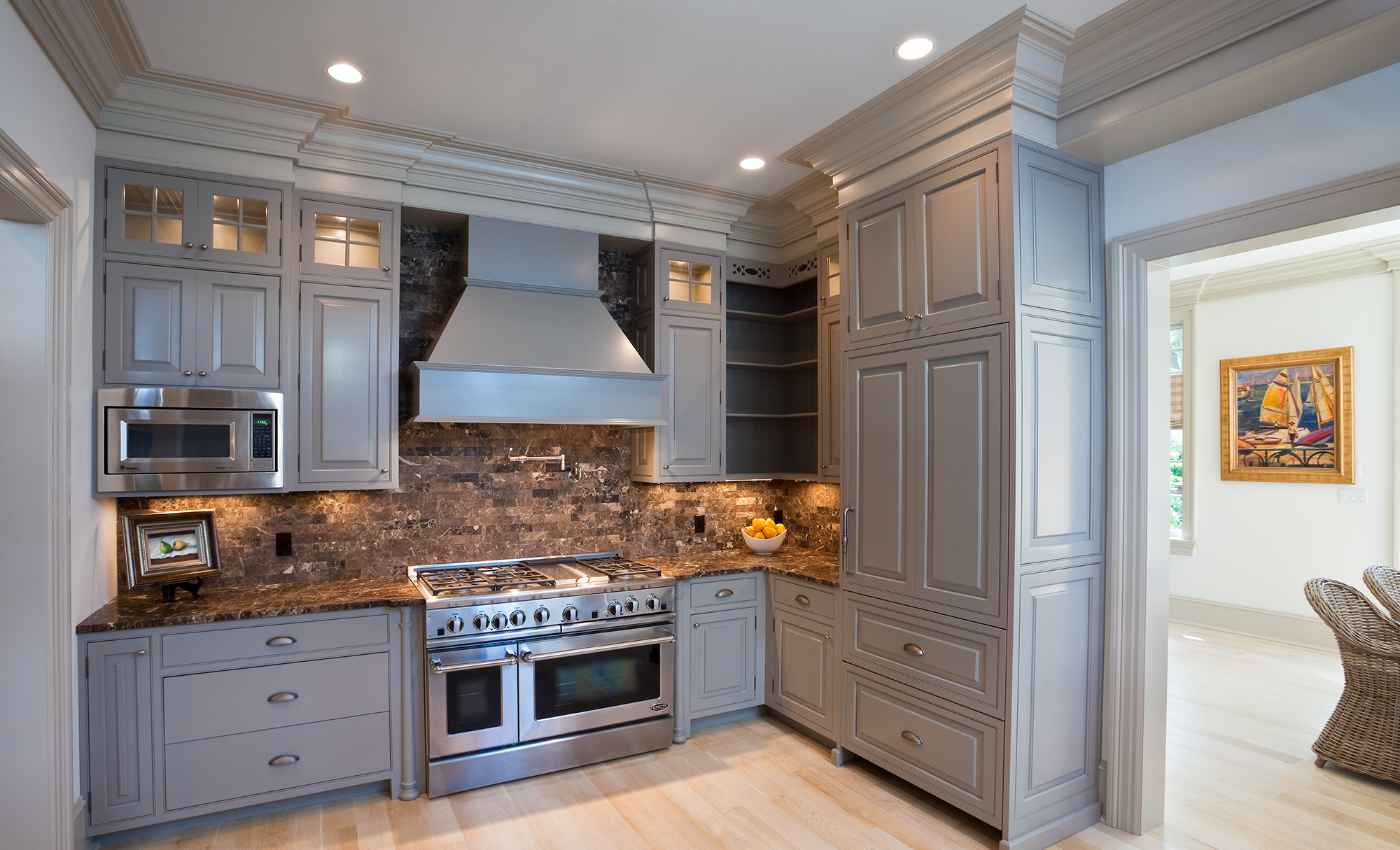 Granite Kitchen Design With an Oven