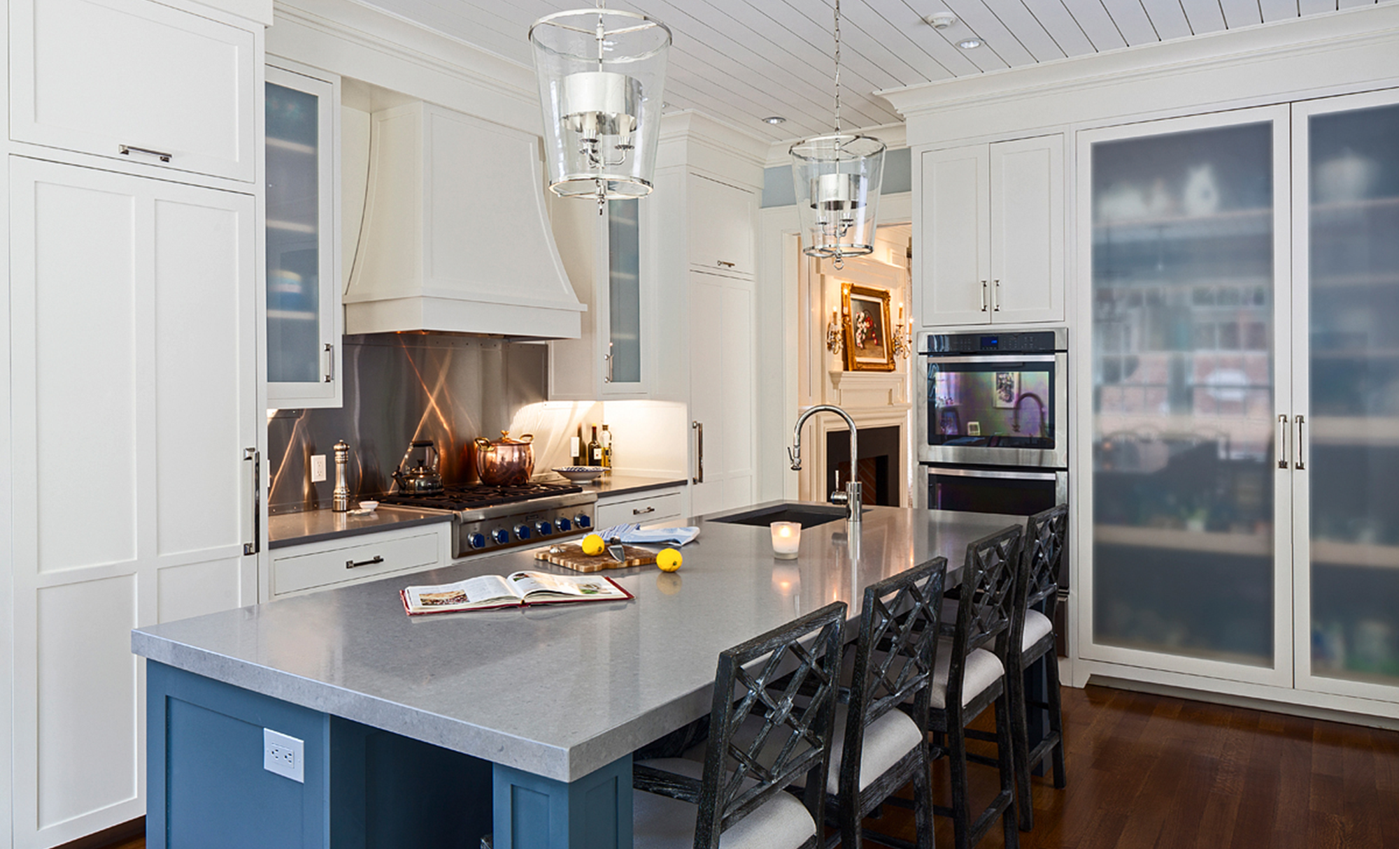 Kitchen Island and Chairs