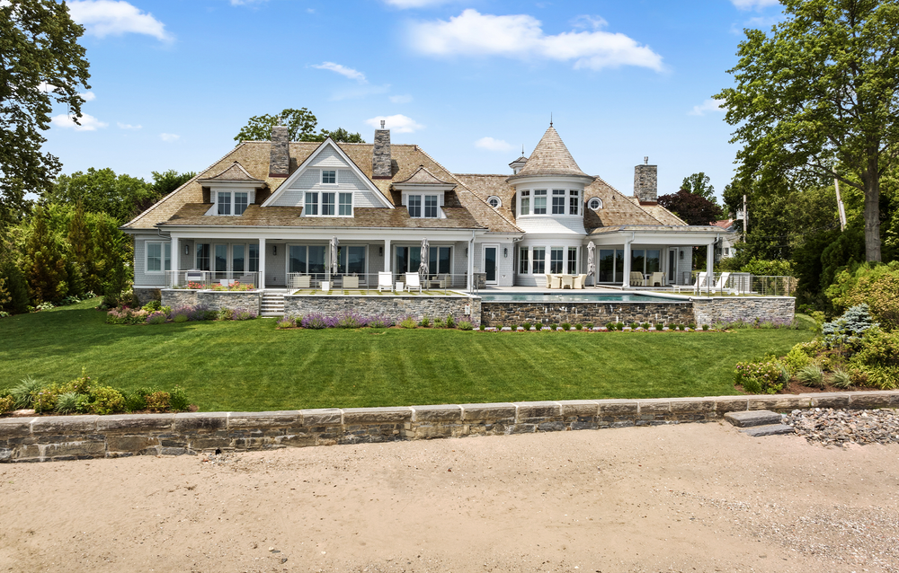 Coastal Shingle Style Orienta Point