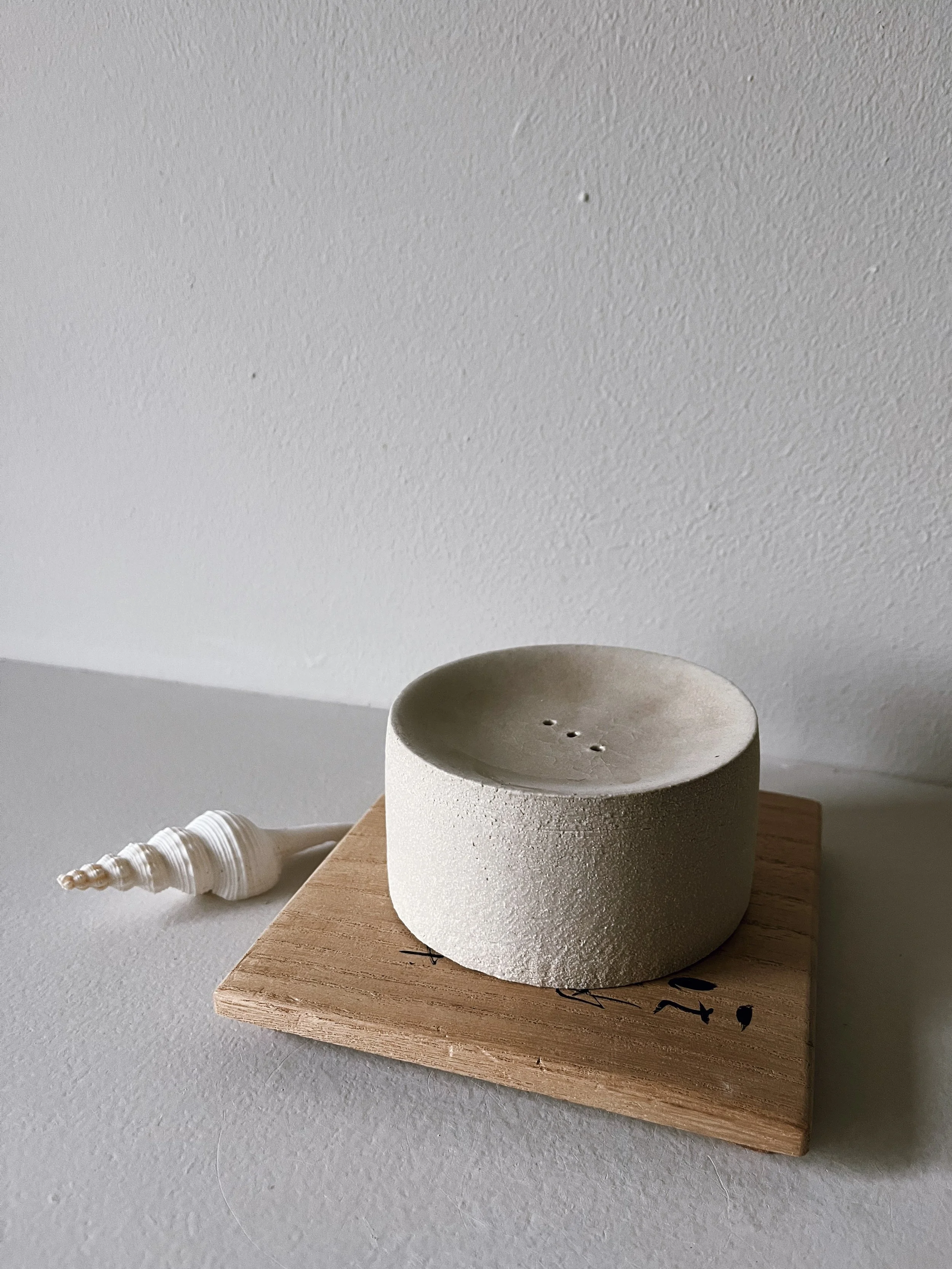Pedestal Soap Holder - 82