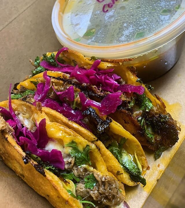 Happy Sunday Familia 🙏🙌🔥🔥 ❤️A huge thank you to everyone for your support ❤️Love Frank &amp; Grizzly ❤️❤️❤️❤️❤️ #communityfirs #sfstrong #sfeats #calilove #sanfrancisco #california #birriagang #tacolife