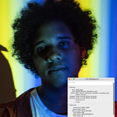 Boundary. Joven artista dominicano que trabaja con música influenciada por diversos géneros, incluyendo outsider house, acid house y otros sonidos asociados con lo-fi y la DIY (Do it Yourself) estético. Mezclando tanto el componente visual como el musical, Boundary explora y experimenta con el sonido como el desencadenado de experiencias sensoriales. @bndofc